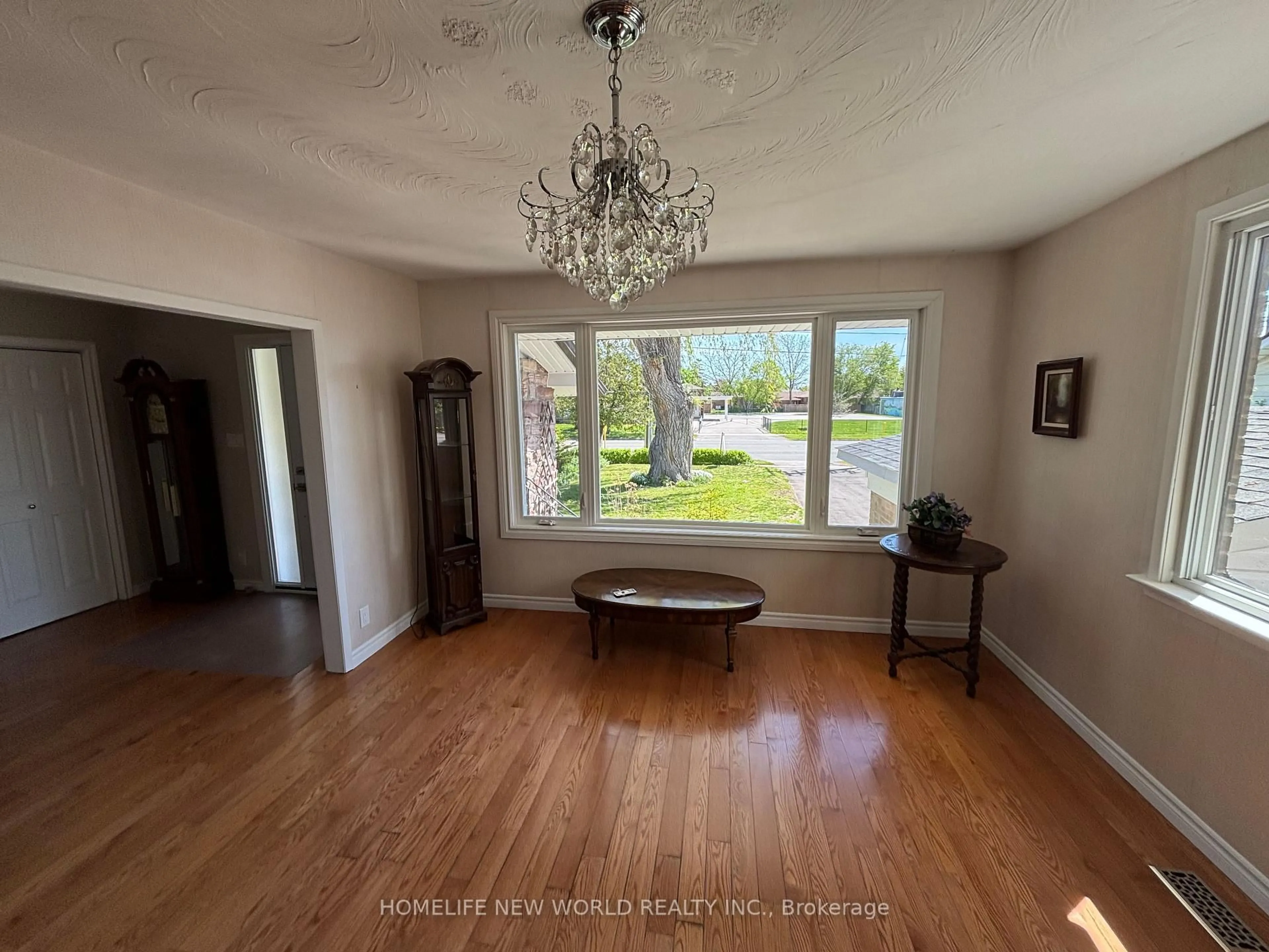 A pic of a room for 162 Morningside Ave, Toronto Ontario M1E 3C9