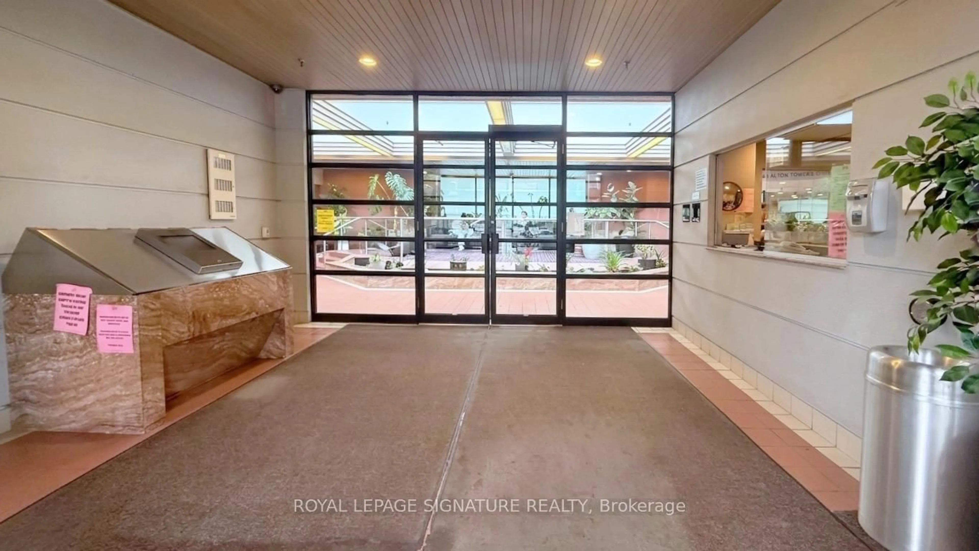 Indoor foyer for 160 Alton Towers Circ #1610, Toronto Ontario M1V 4X8