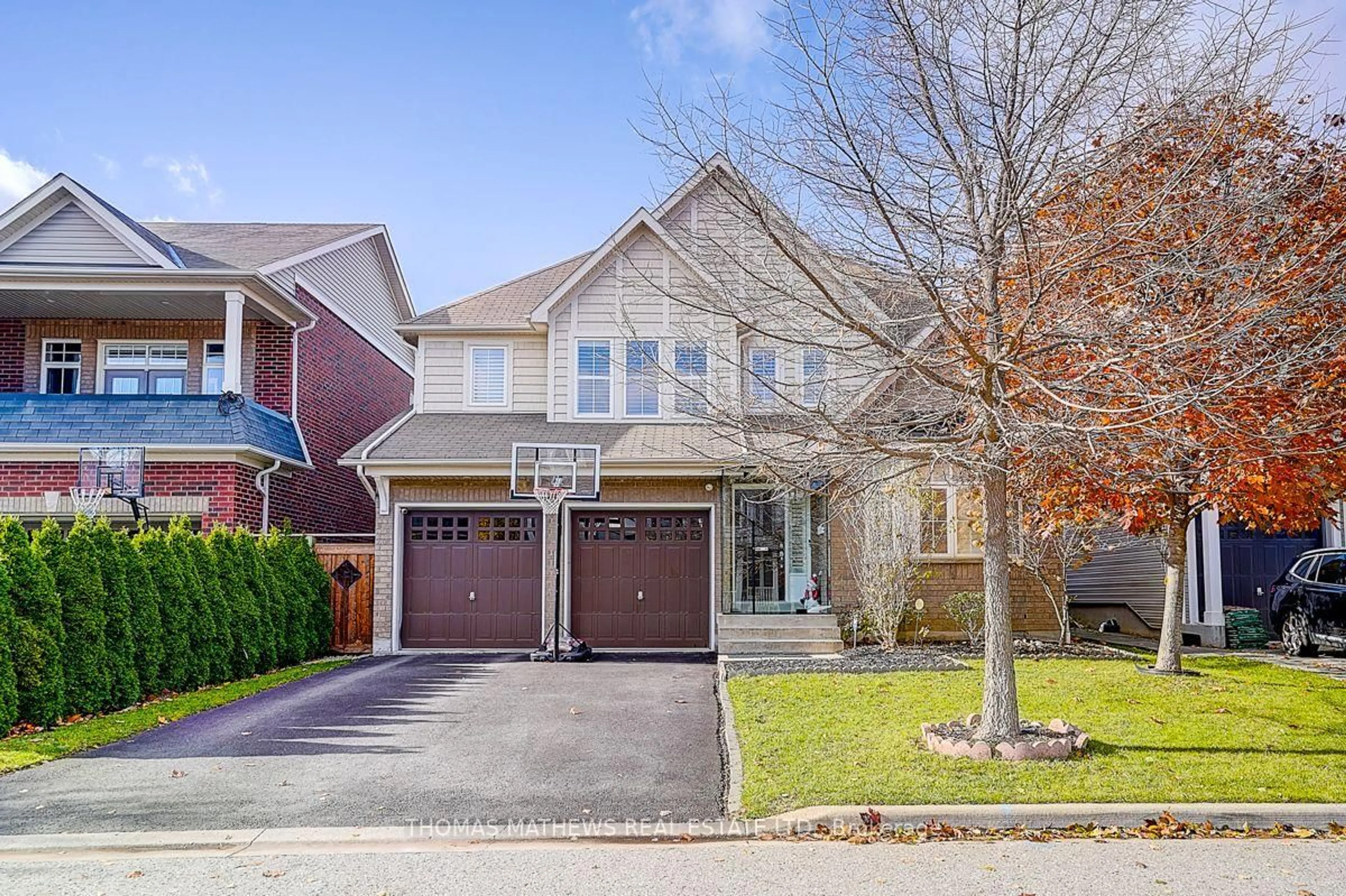 Home with brick exterior material, street for 22 Northcastle Cres, Whitby Ontario L1M 0H8
