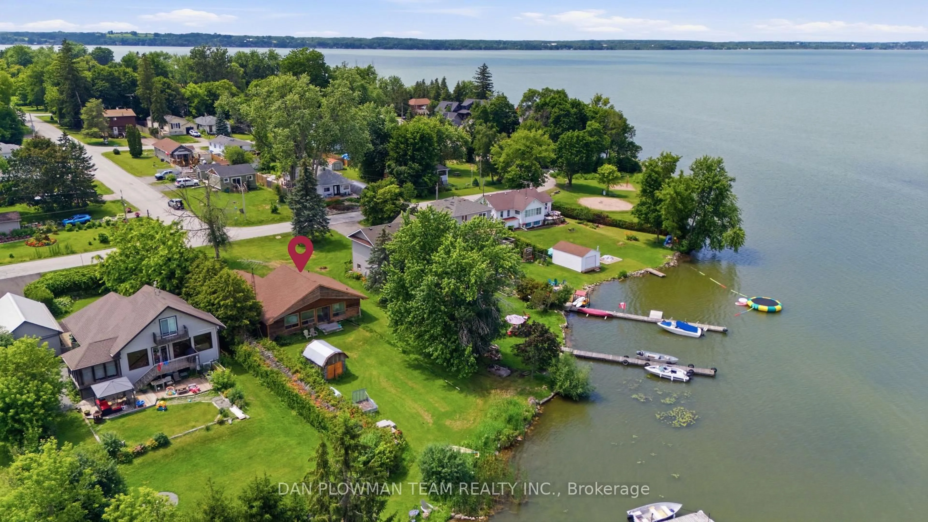 A pic from outside/outdoor area/front of a property/back of a property/a pic from drone, water/lake/river/ocean view for 27 Park St, Scugog Ontario L0B 1E0