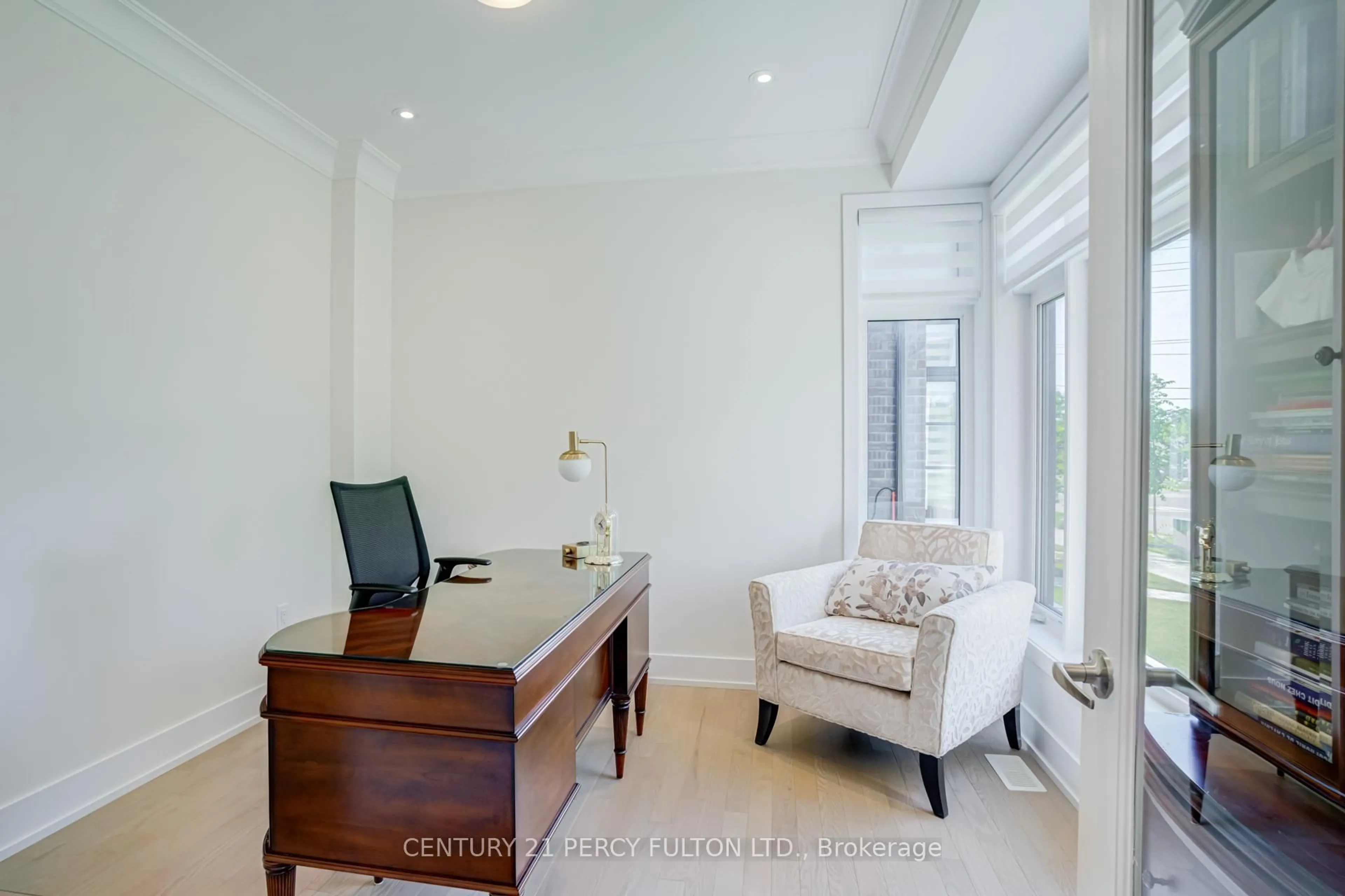 A pic of a room for 3B Norbury Cres, Toronto Ontario M1P 3J7