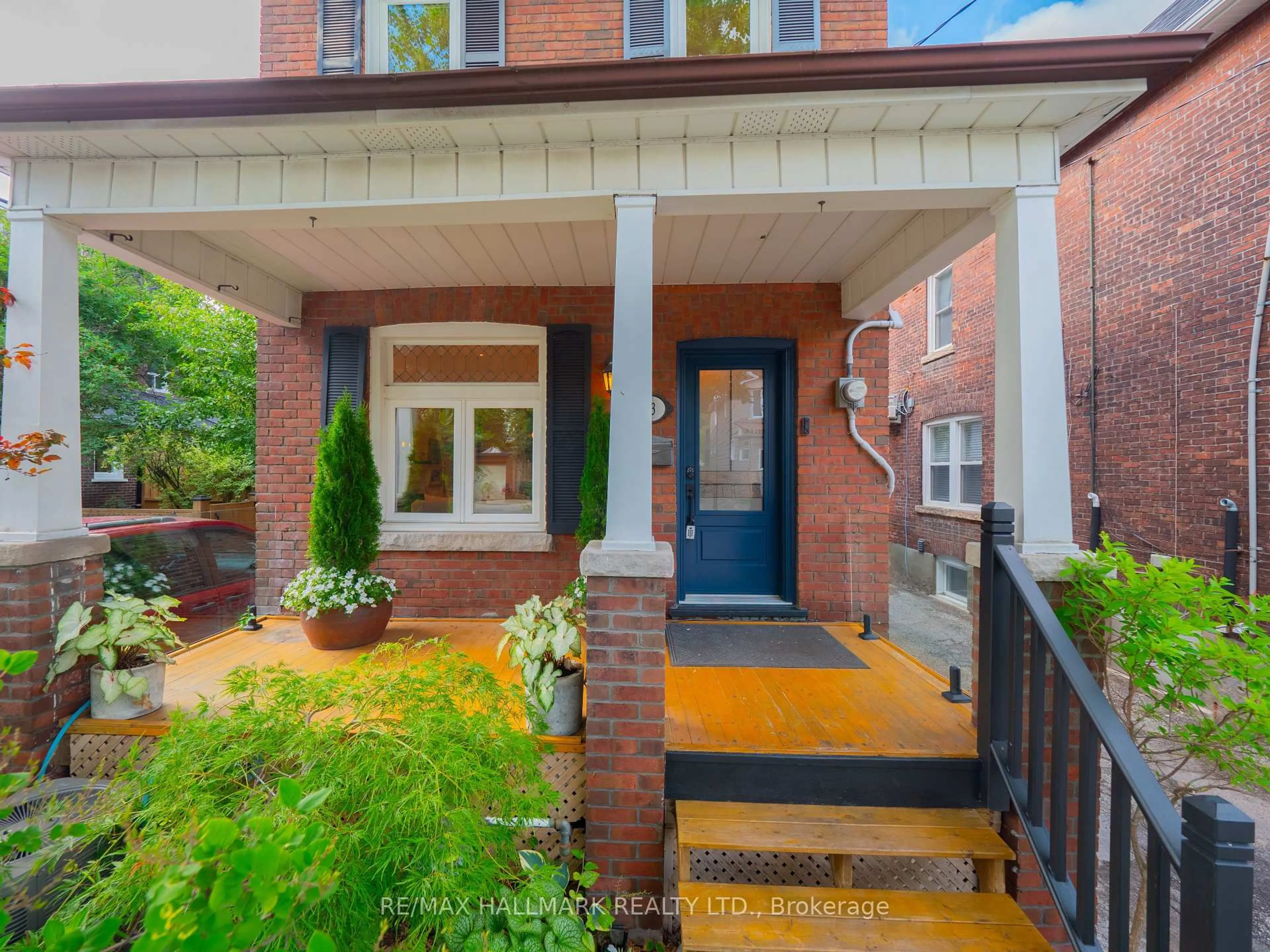 Home with brick exterior material, street for 33 Frizzell Ave, Toronto Ontario M4K 1H8