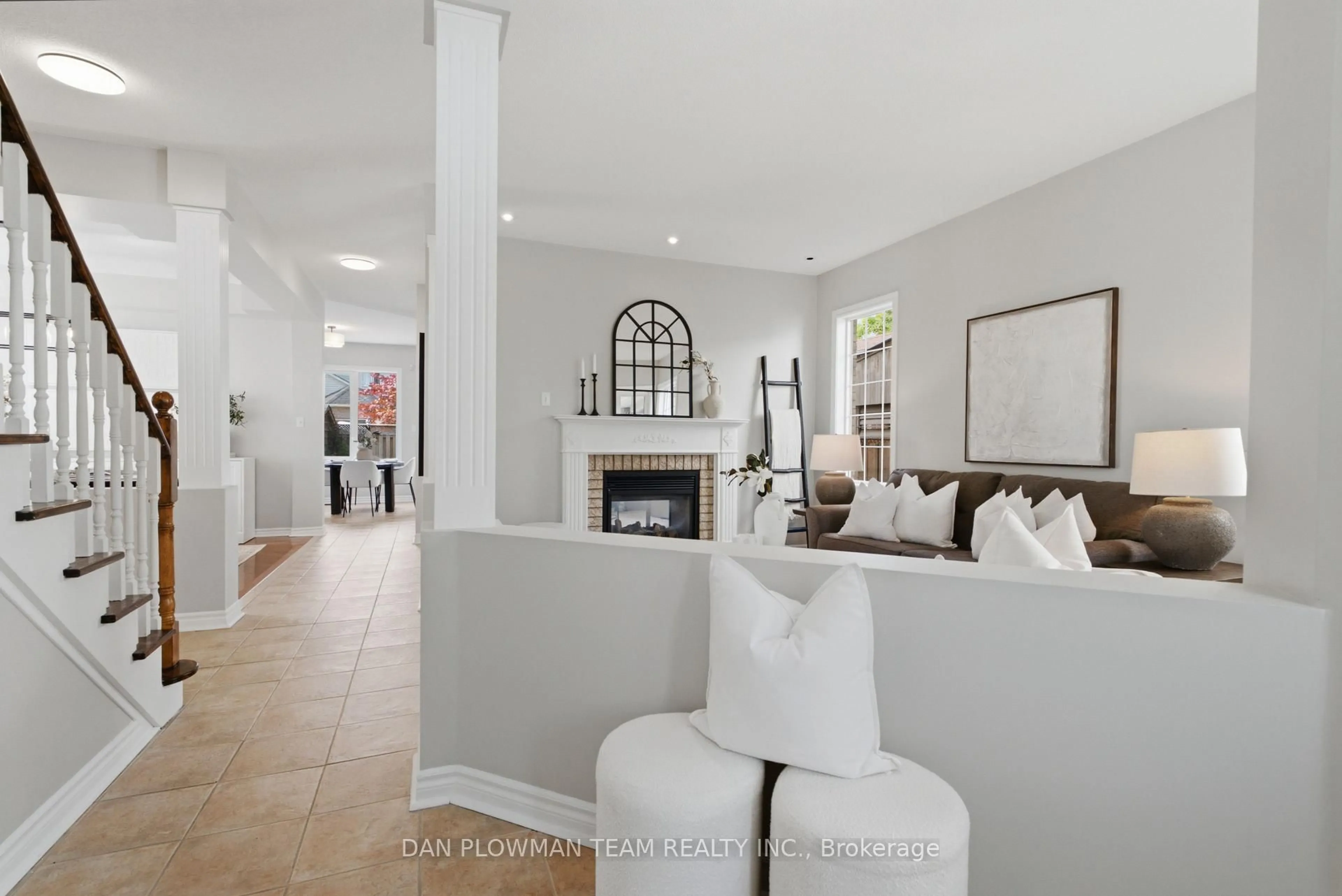 Living room with furniture, ceramic/tile floor for 30 Weldon St, Whitby Ontario L1R 2T4