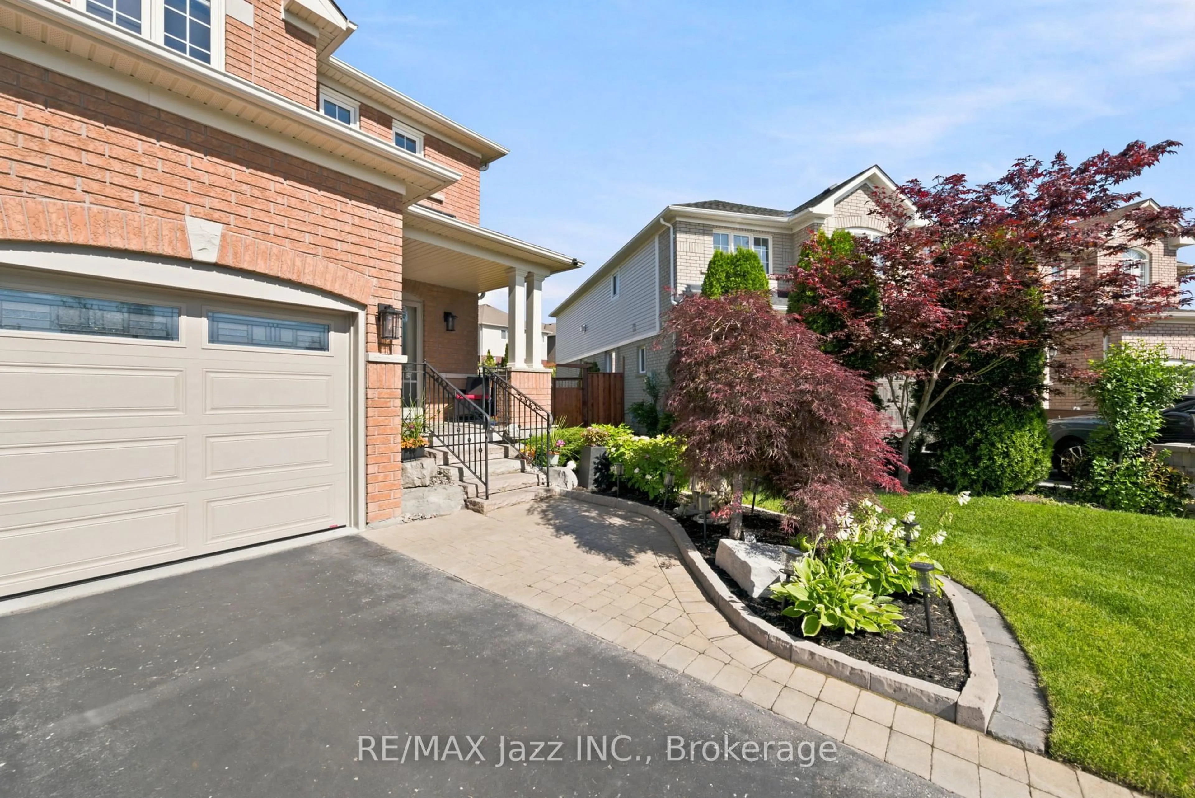 Home with brick exterior material, street for 1824 Birchview Dr, Oshawa Ontario L1K 3B9