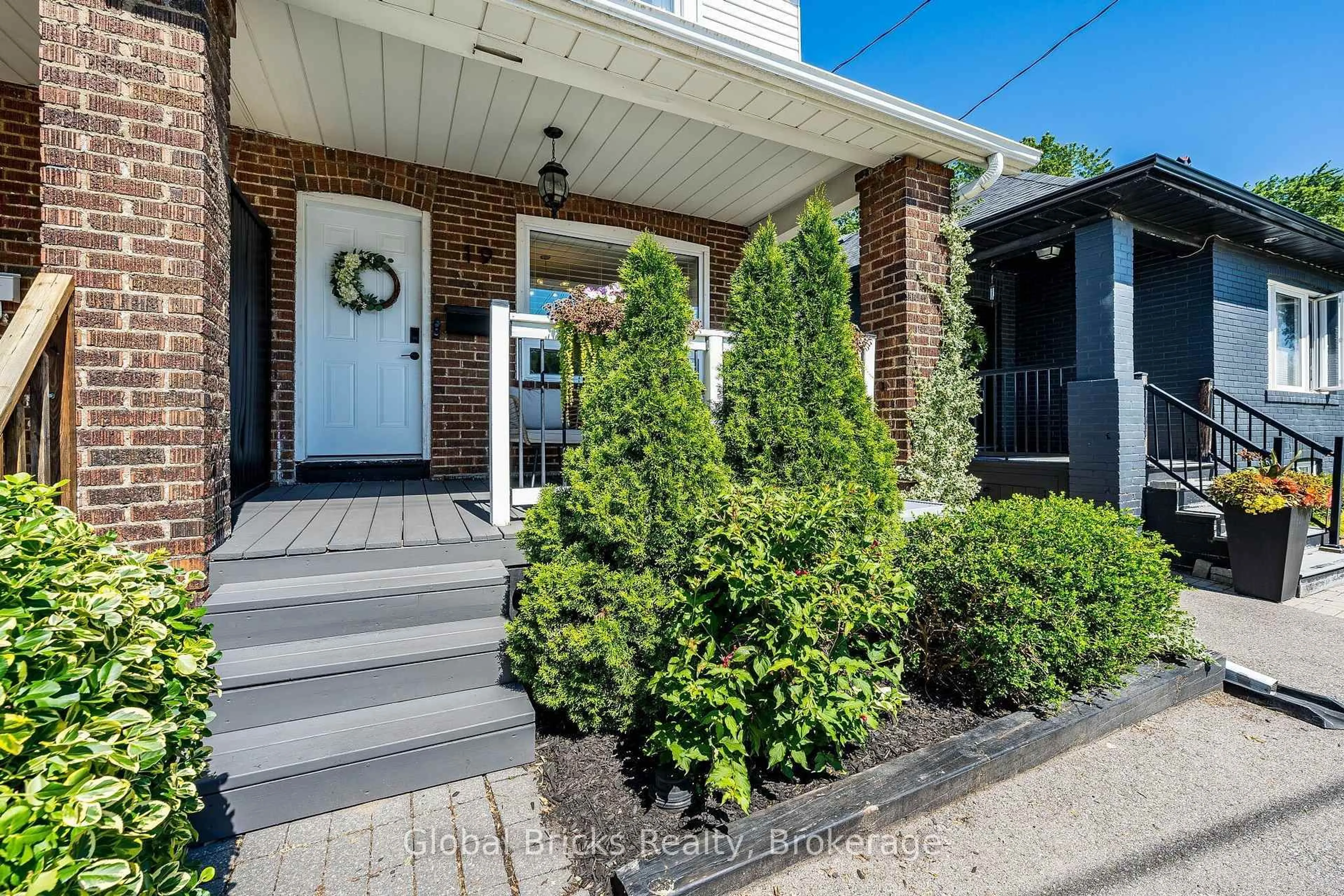 Home with brick exterior material, street for 19 Elward Blvd, Toronto Ontario M1L 3L1