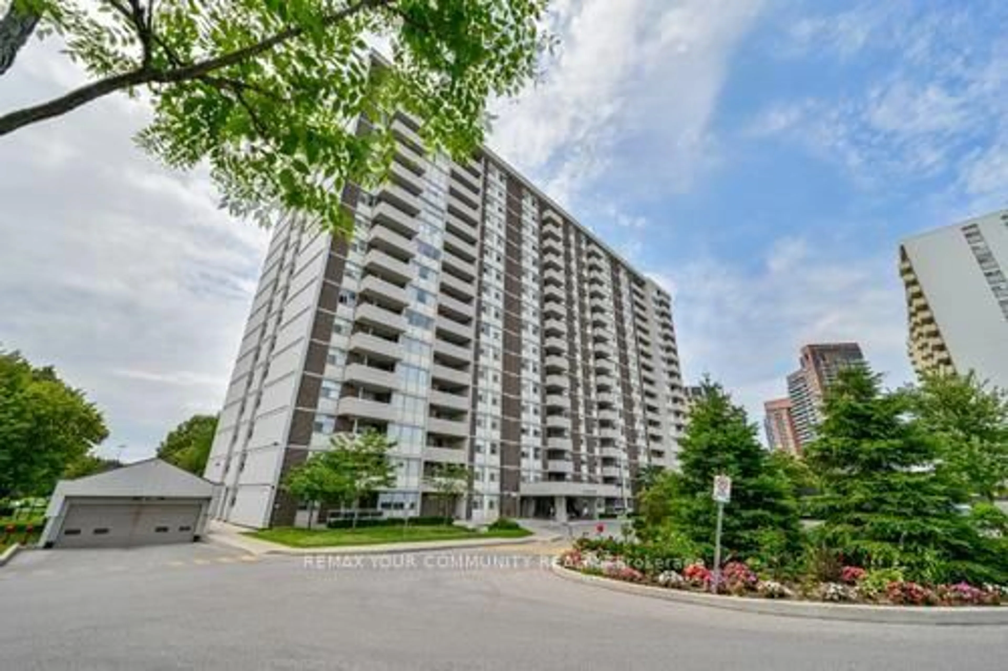 Unknown for 44 Falby Crt #604, Ajax Ontario L1S 3L1
