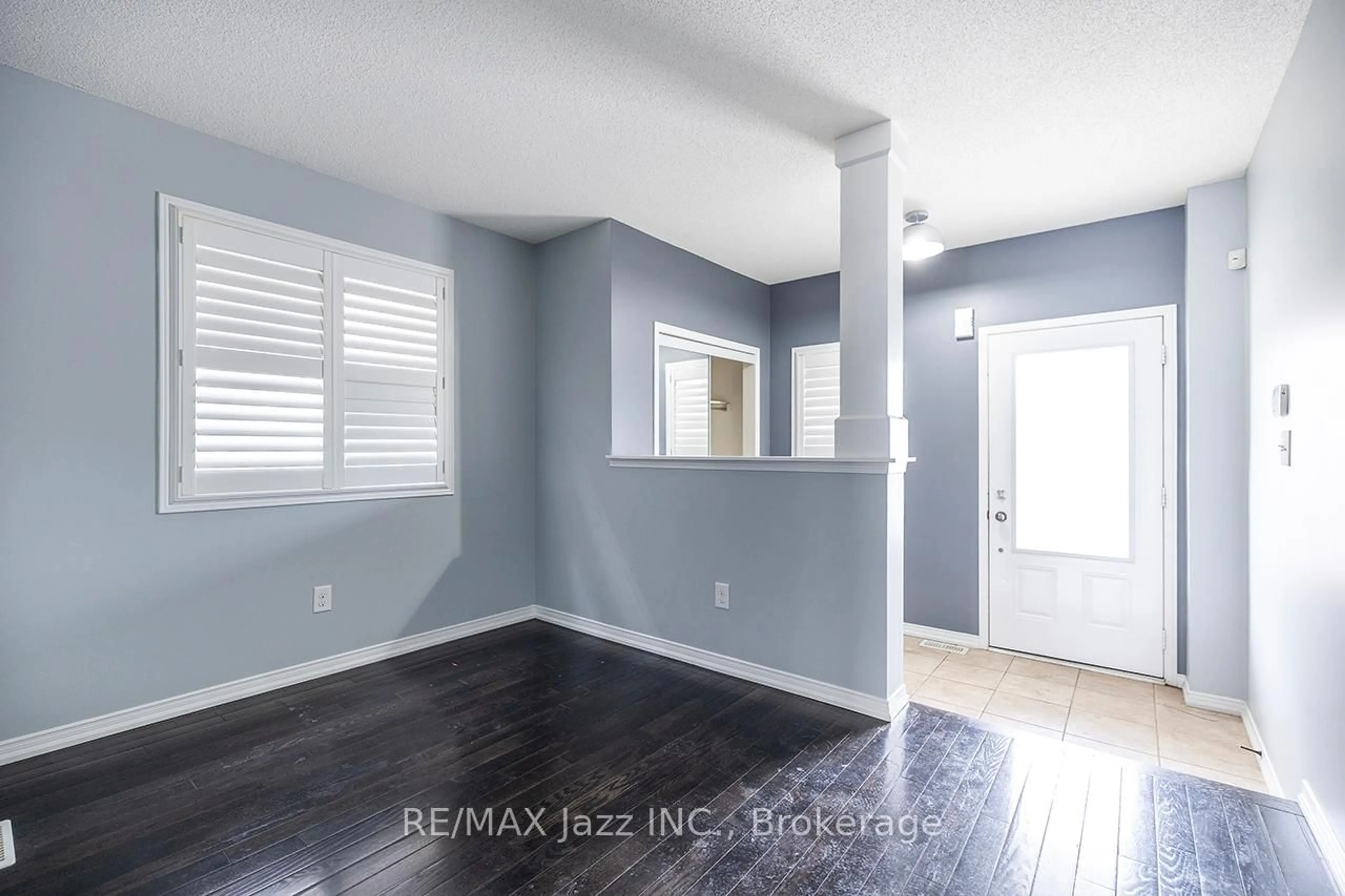 A pic of a room for 30 Lloydminster Ave, Ajax Ontario L1Z 0N8