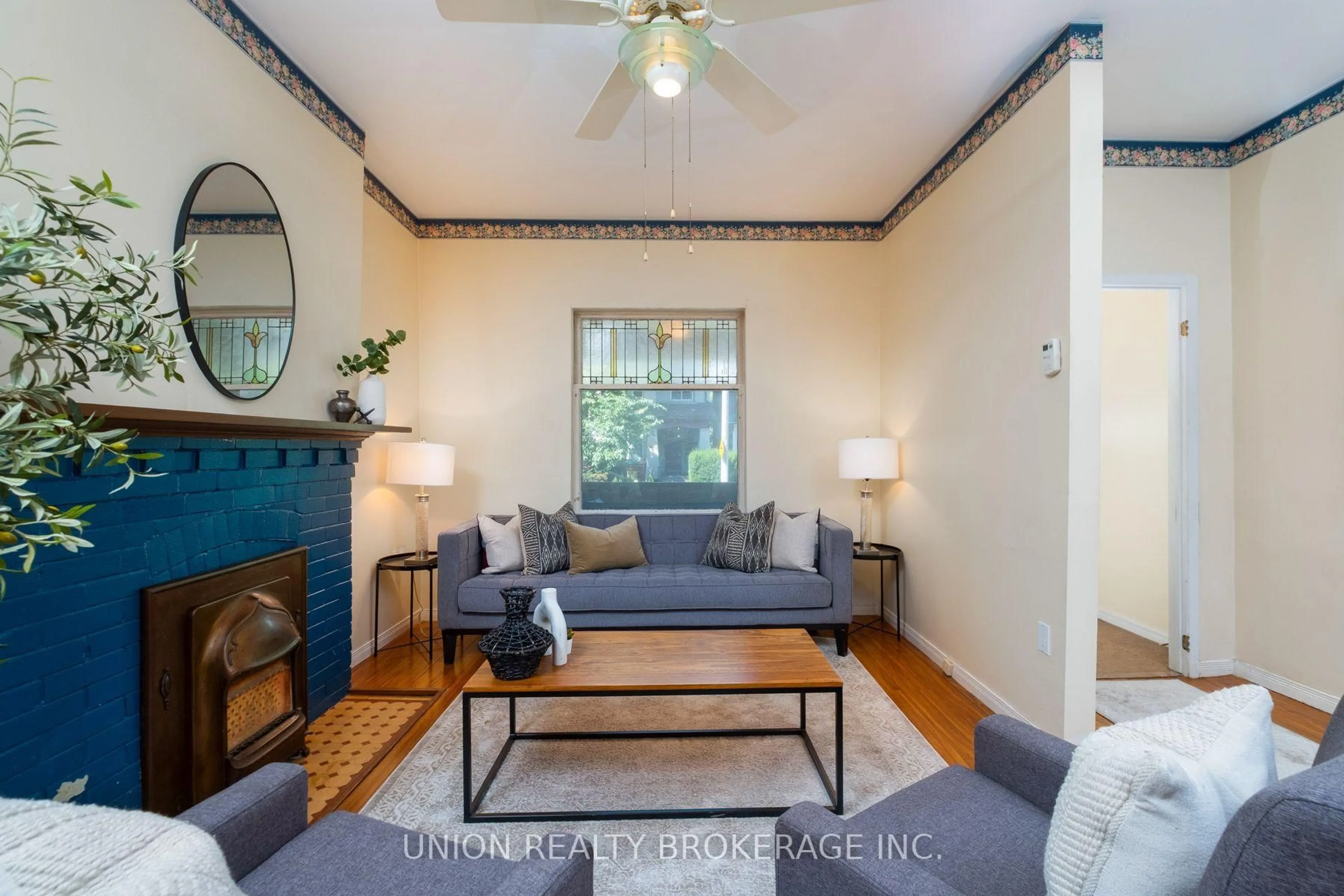 Living room with furniture, unknown for 27 Coady Ave, Toronto Ontario M4M 2Y9
