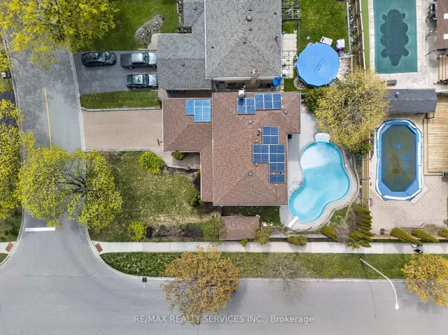 2 Dunbar Dr, Whitby 5