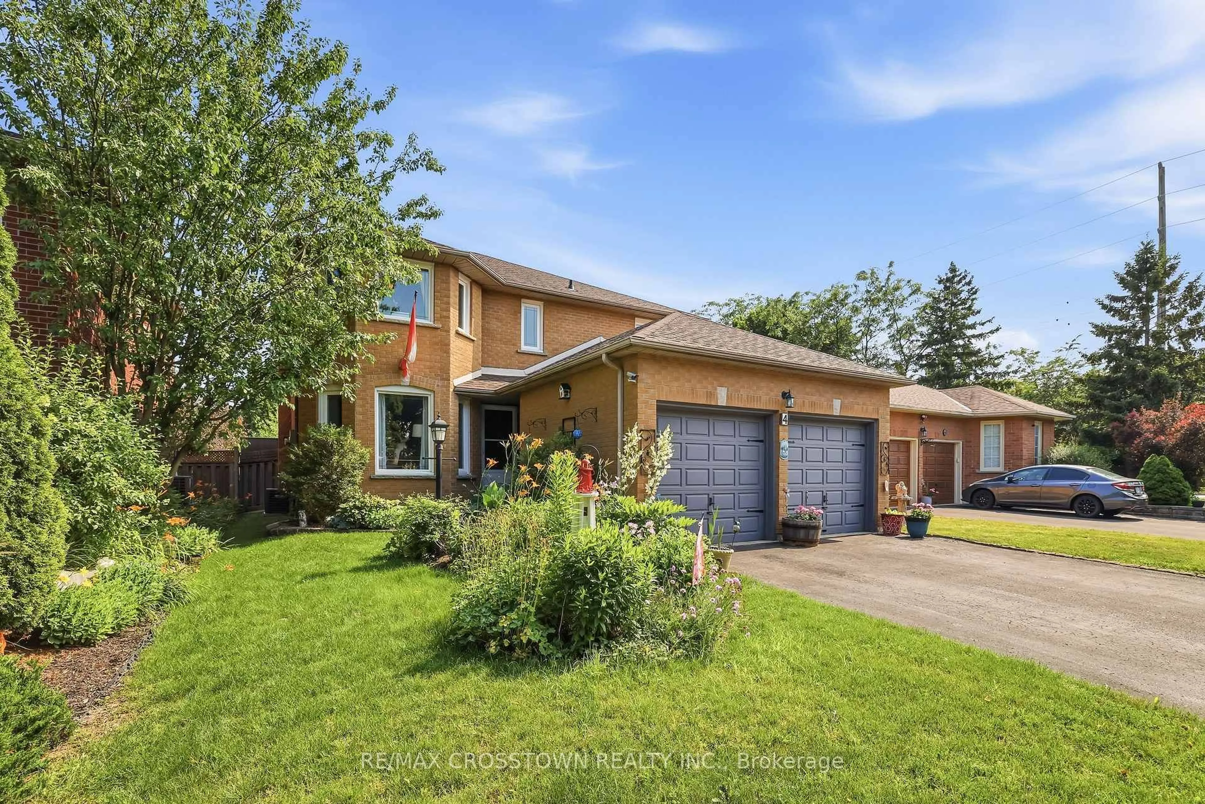 Home with brick exterior material, street for 4 Martinet St, Whitby Ontario L1N 8K8