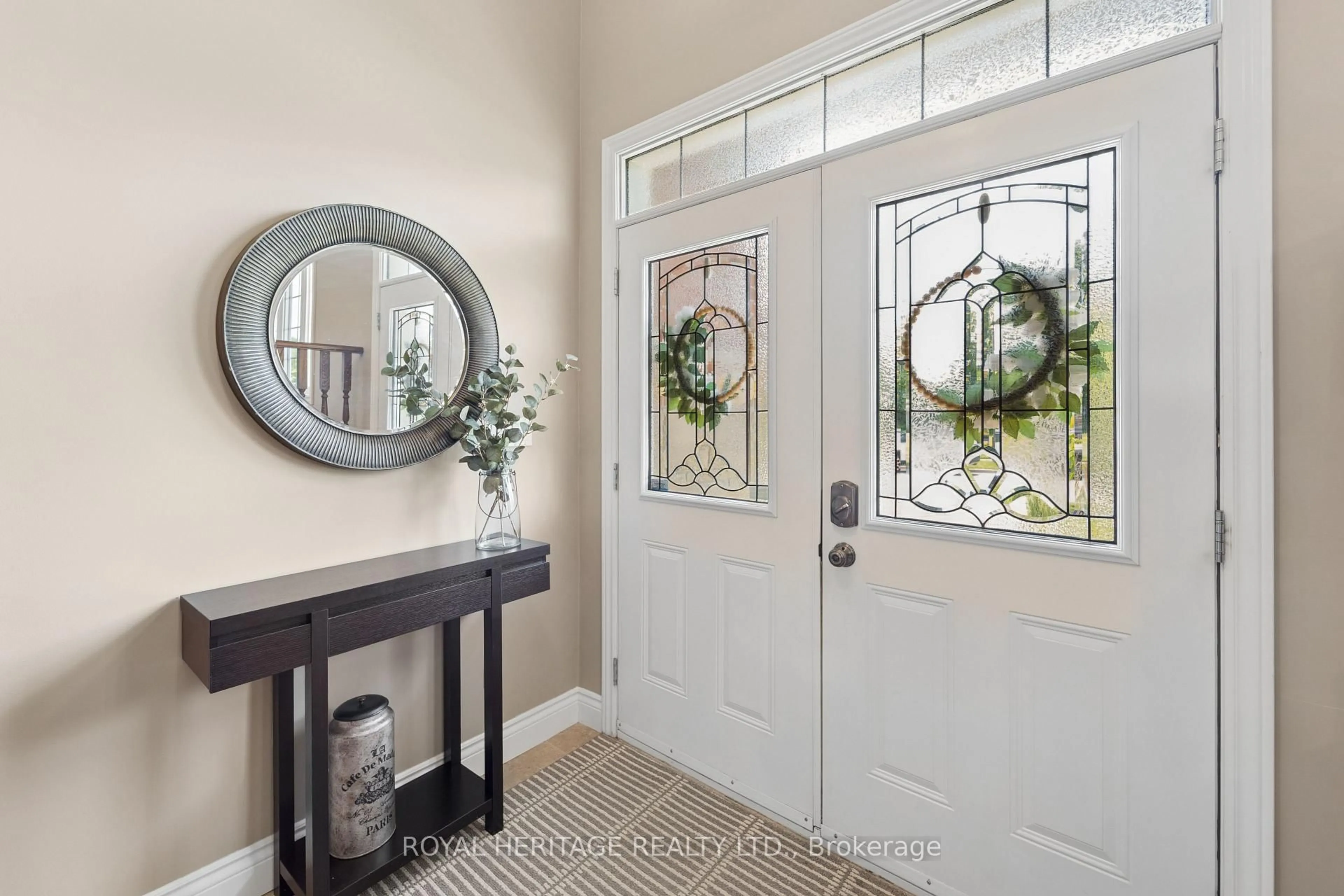 Indoor entryway for 24 Corvinelli Dr, Whitby Ontario L1M 0G7