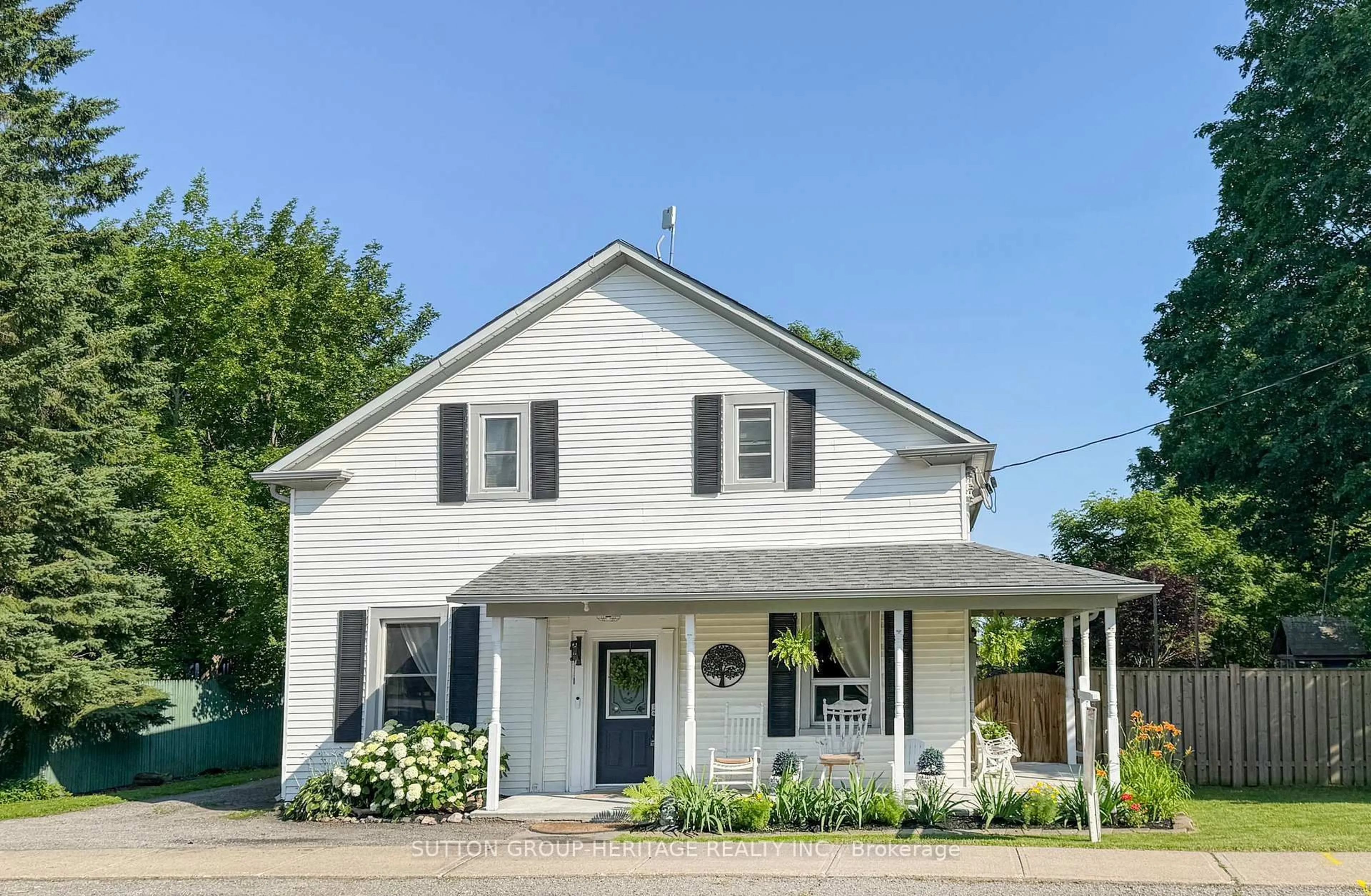 Home with vinyl exterior material, street for 4525 Highway 2 Rd, Clarington Ontario L0A 1J0