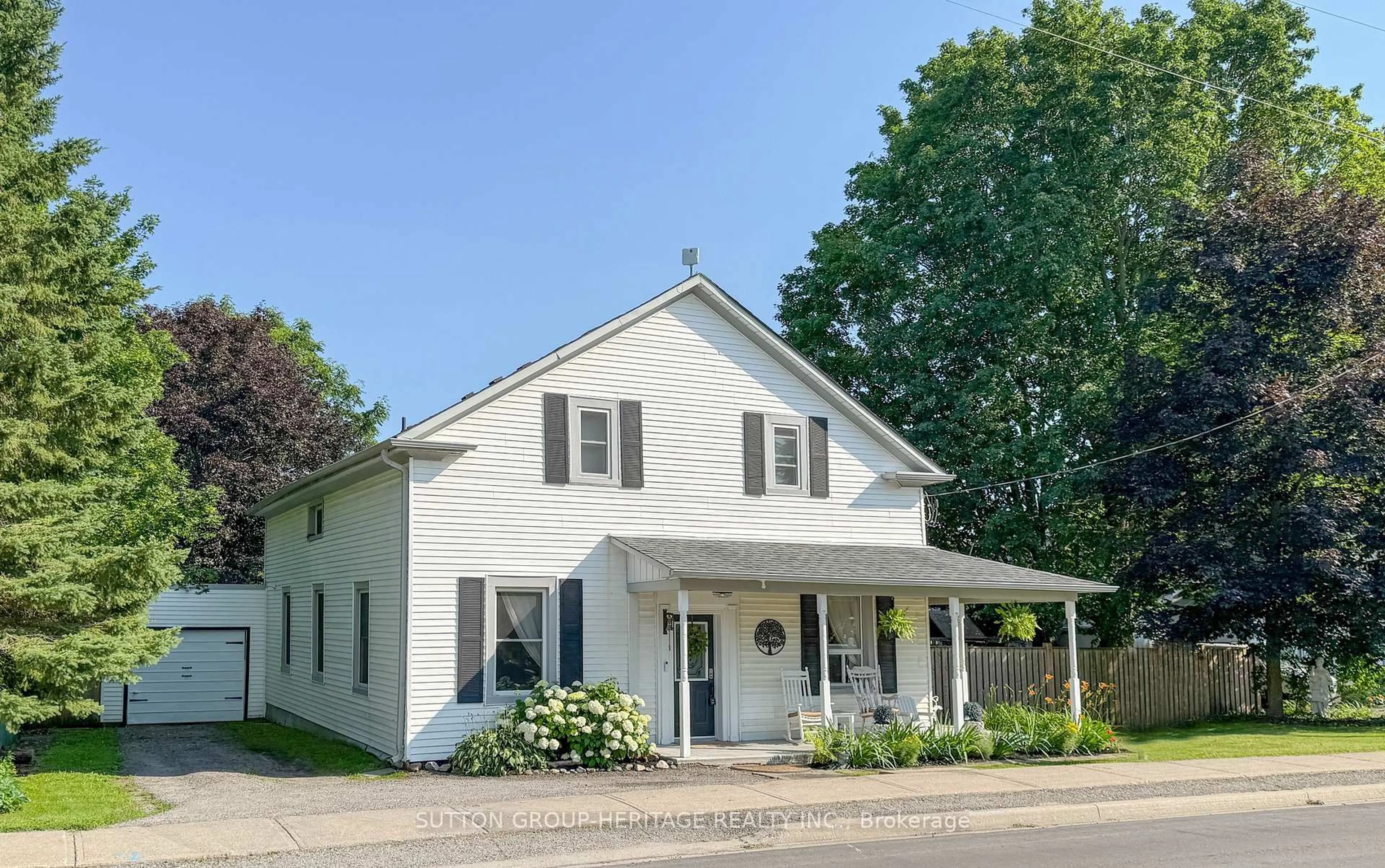 Home with vinyl exterior material, street for 4525 Highway 2 Rd, Clarington Ontario L0A 1J0