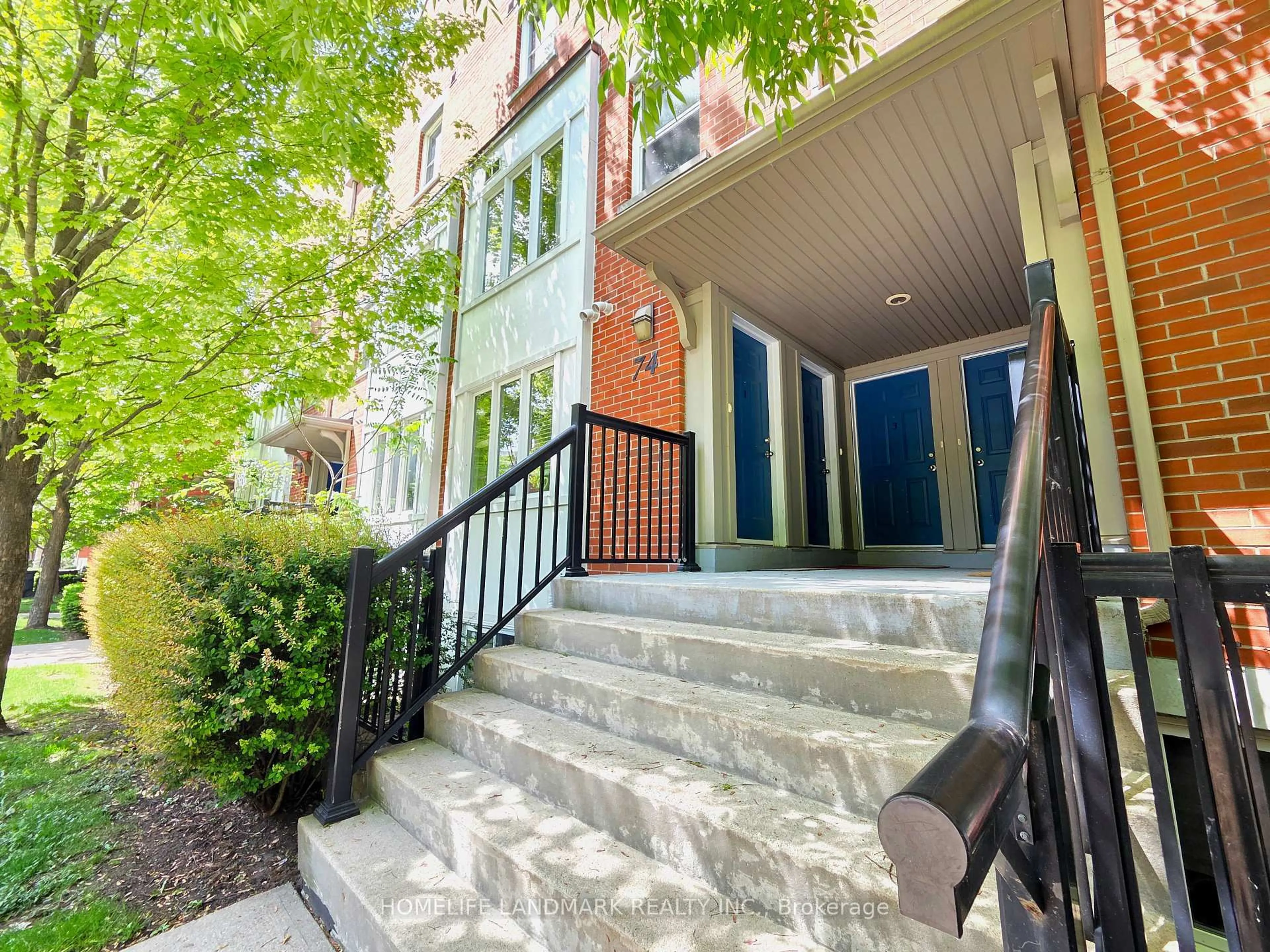 Indoor entryway for 74 Munro St #2, Toronto Ontario M4M 2S9