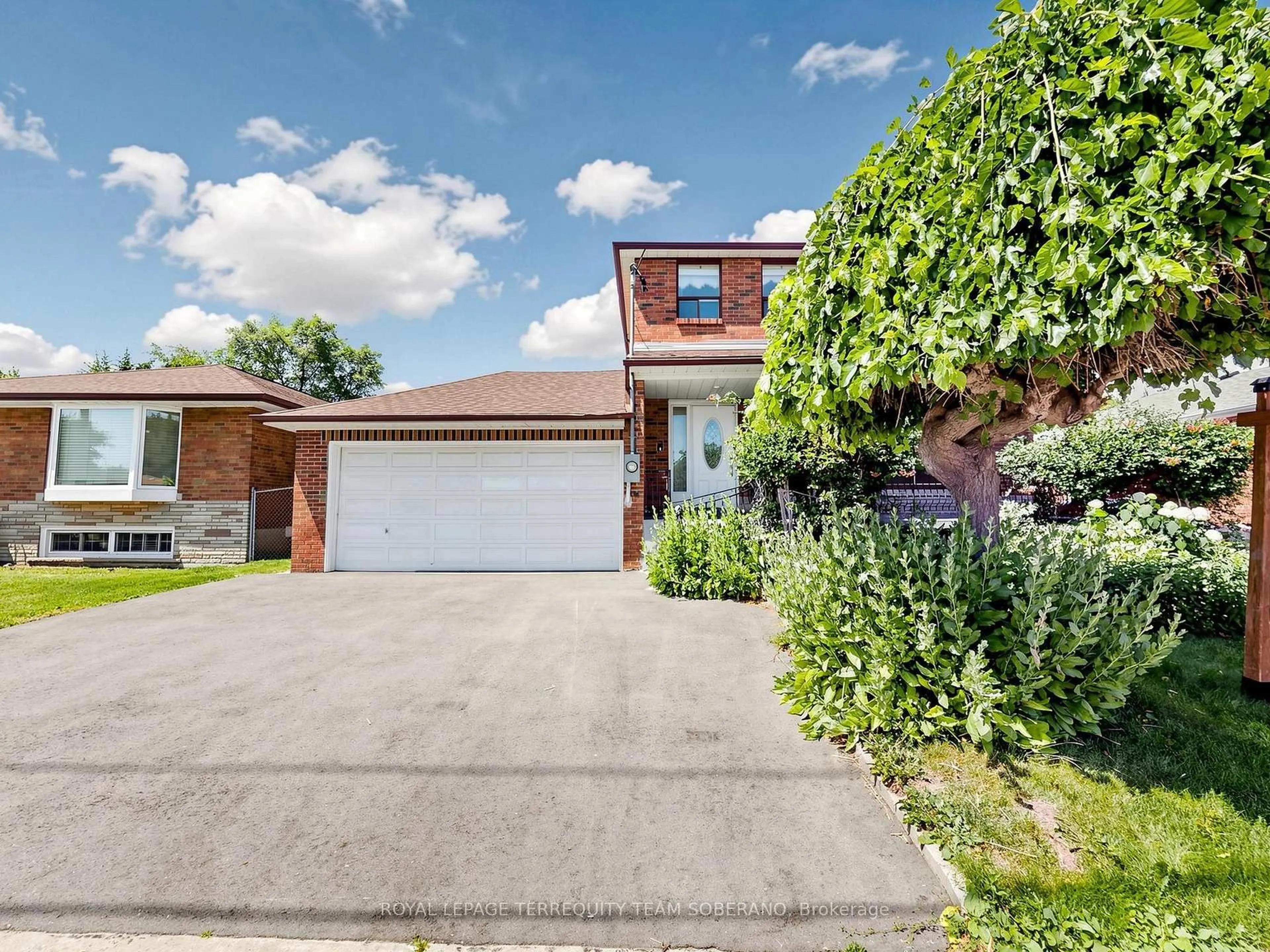 Home with brick exterior material, street for 36 Lyon Heights Rd, Toronto Ontario M1P 3V7
