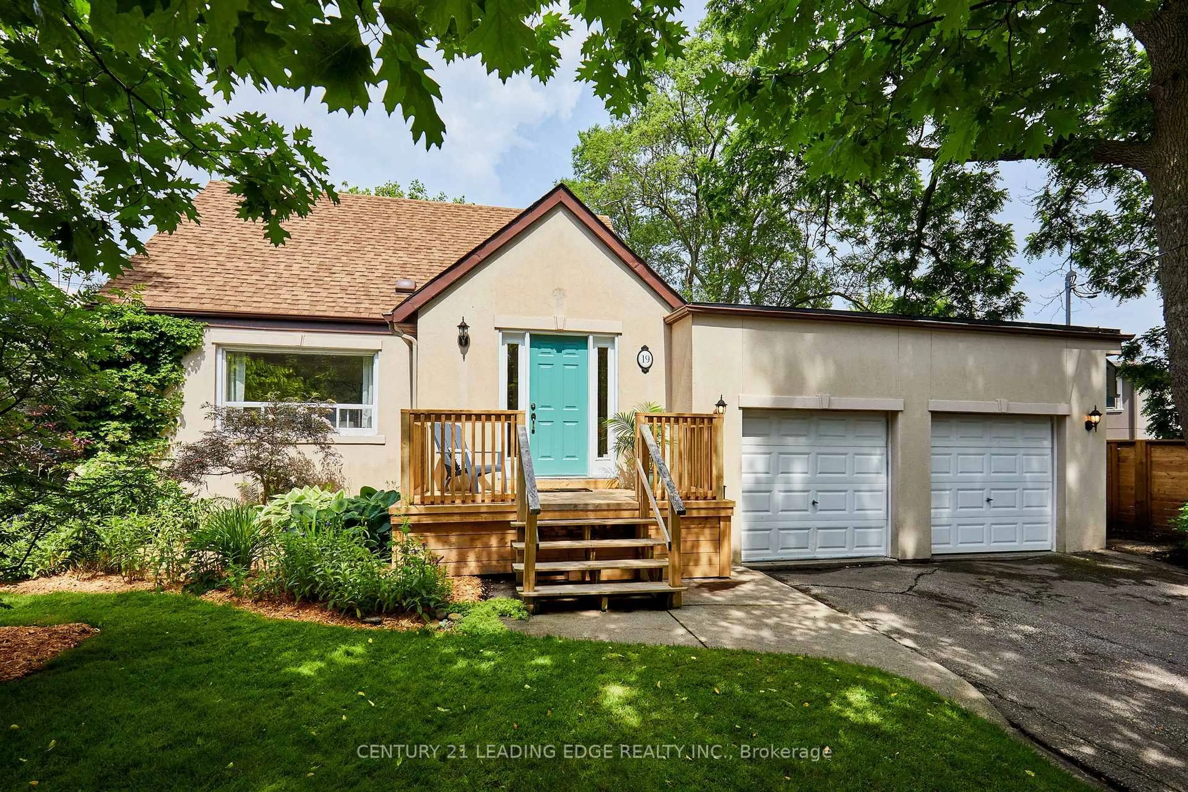 Unknown for 19 Scarboro Cres, Toronto Ontario M1M 2J3