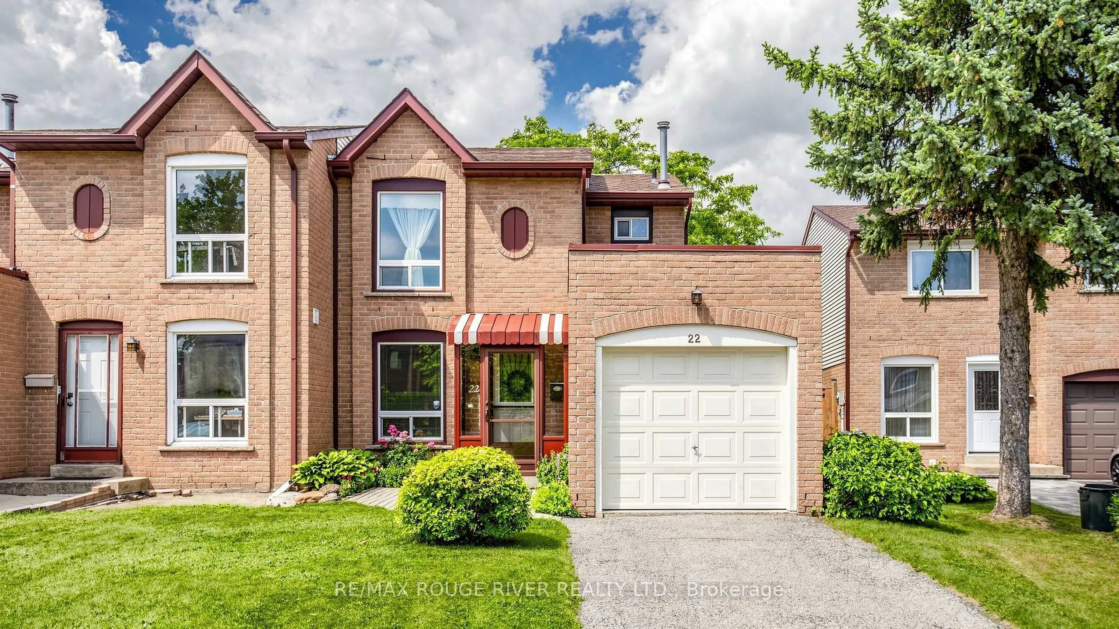 Home with brick exterior material, street for 22 James Park Sq, Toronto Ontario M1V 2E6