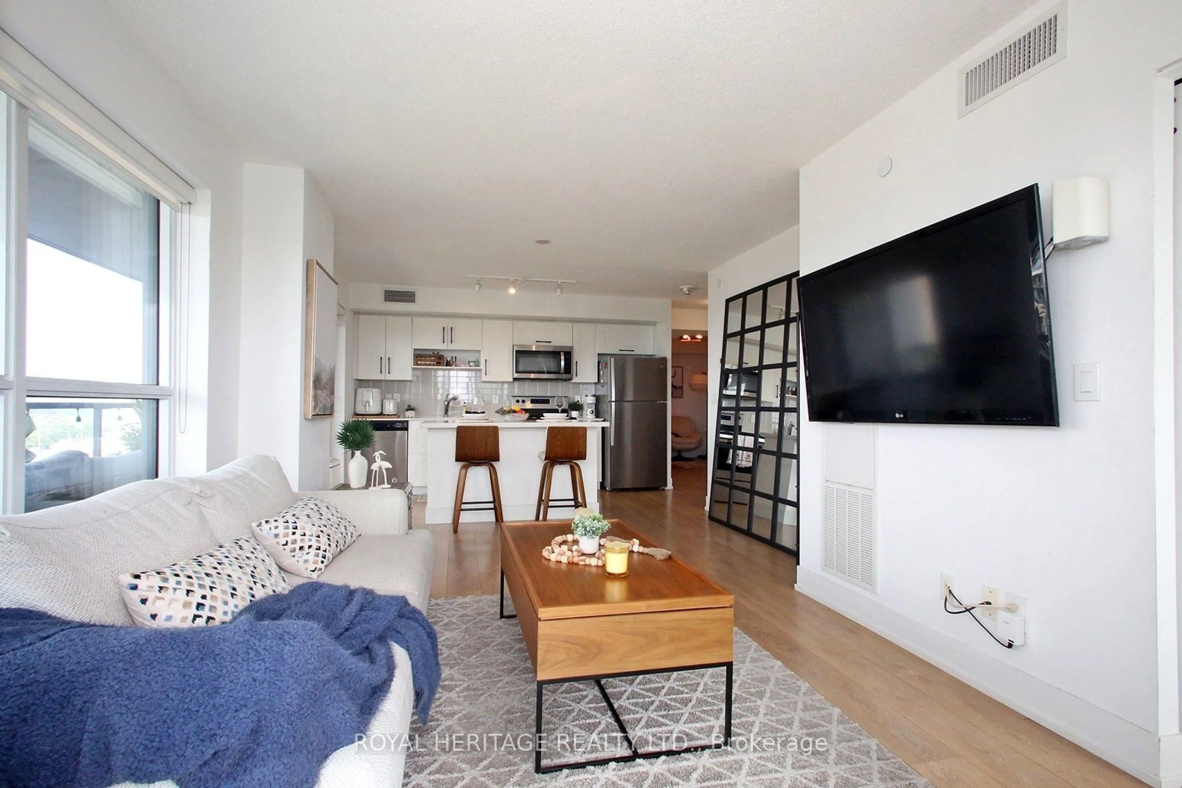 Living room with furniture, unknown for 1255 Bayly St #1507, Pickering Ontario L1W 0B6