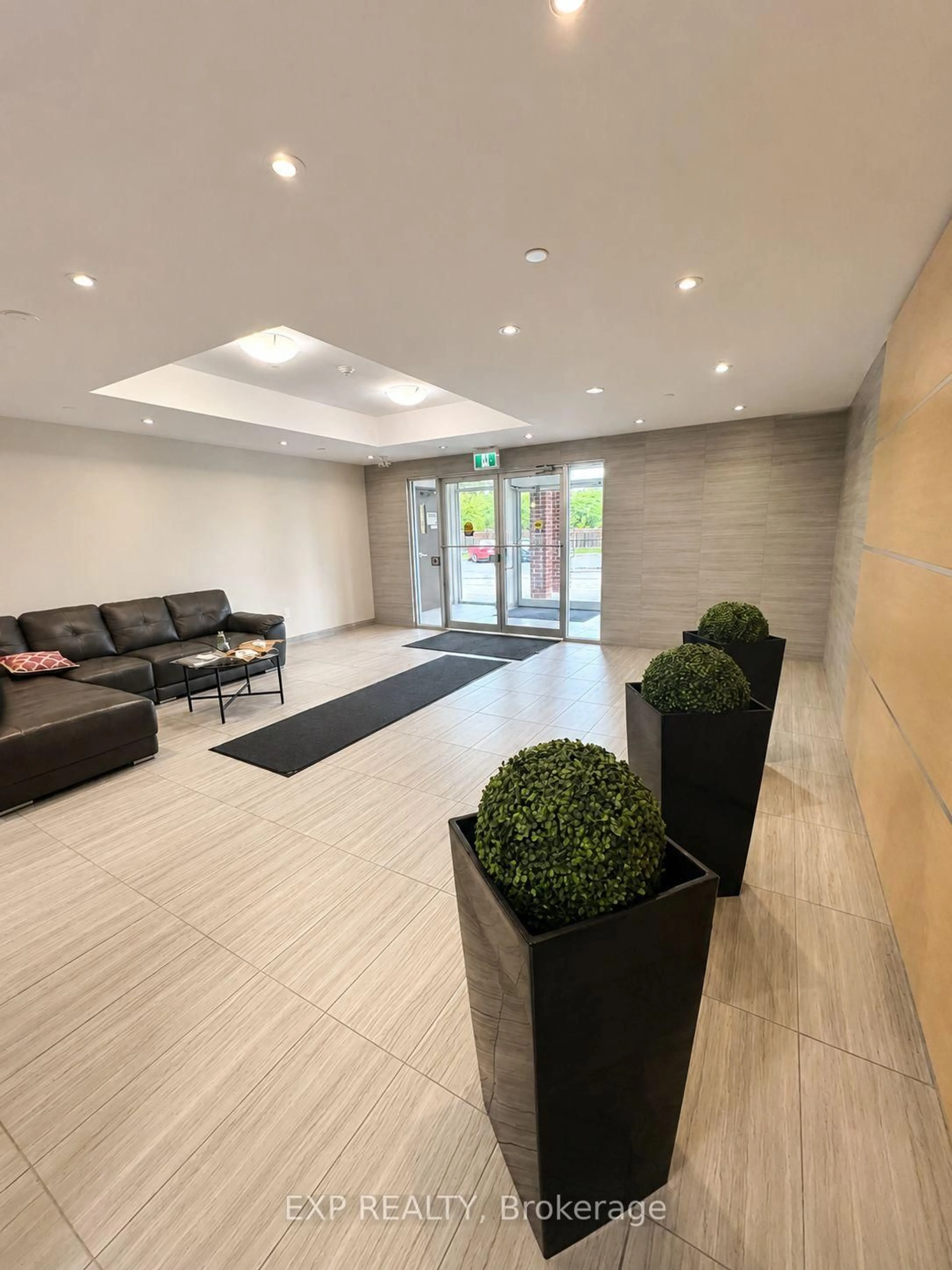 Lobby for 80 Aspen Springs Dr #124, Clarington Ontario L1C 0V4