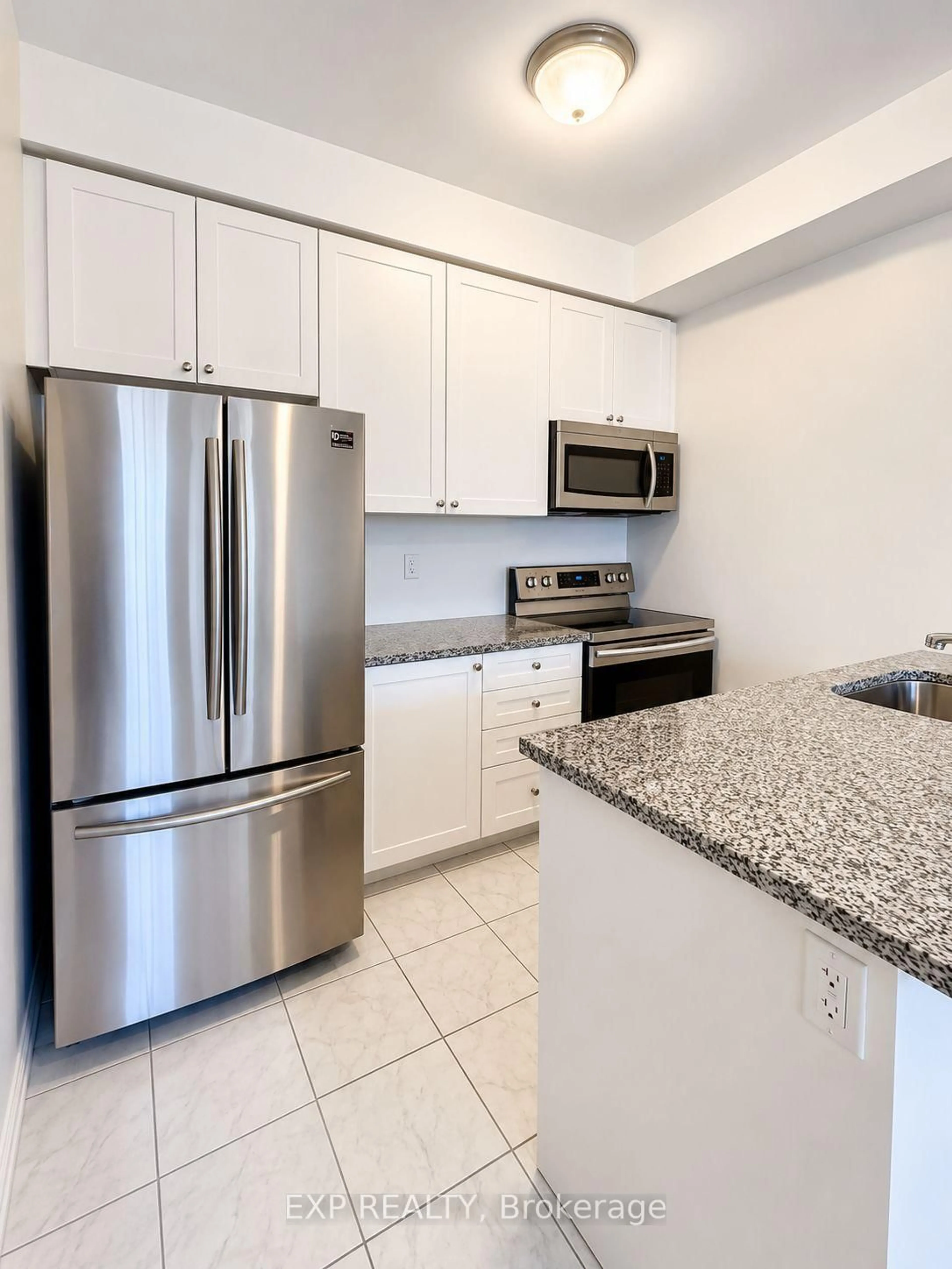 Standard kitchen, unknown for 80 Aspen Springs Dr #124, Clarington Ontario L1C 0V4