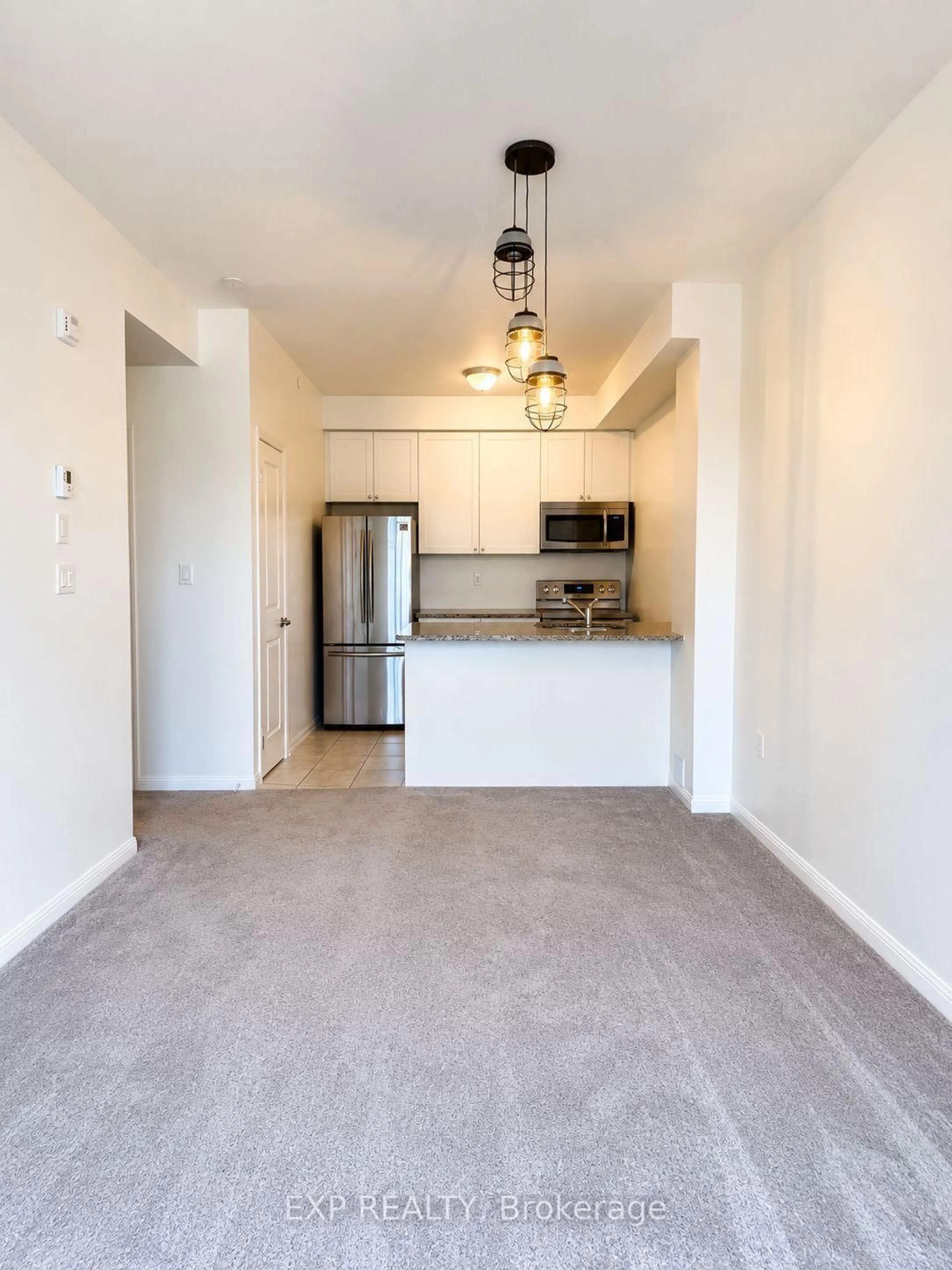 Standard kitchen, unknown for 80 Aspen Springs Dr #124, Clarington Ontario L1C 0V4
