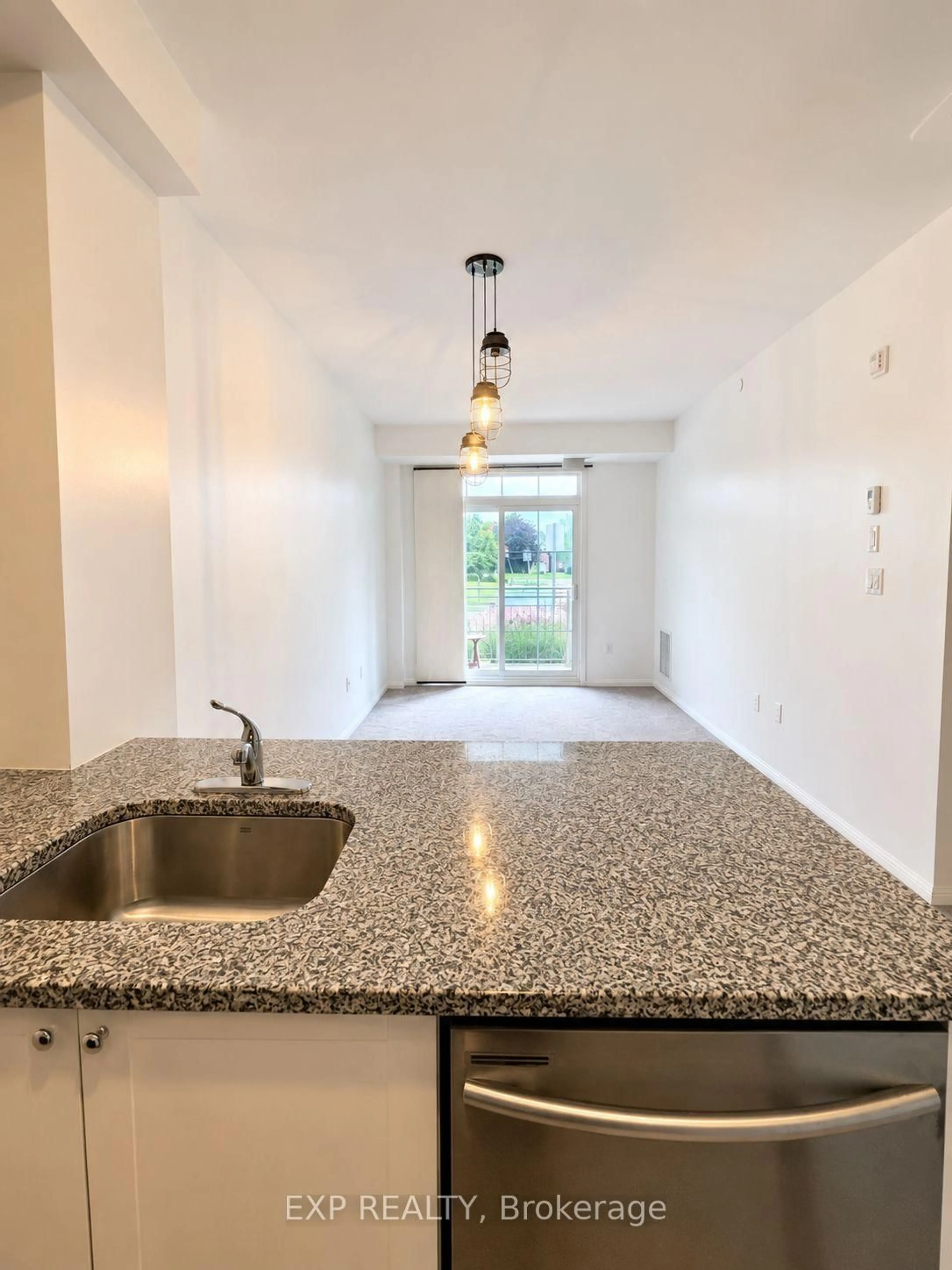Standard kitchen, unknown for 80 Aspen Springs Dr #124, Clarington Ontario L1C 0V4