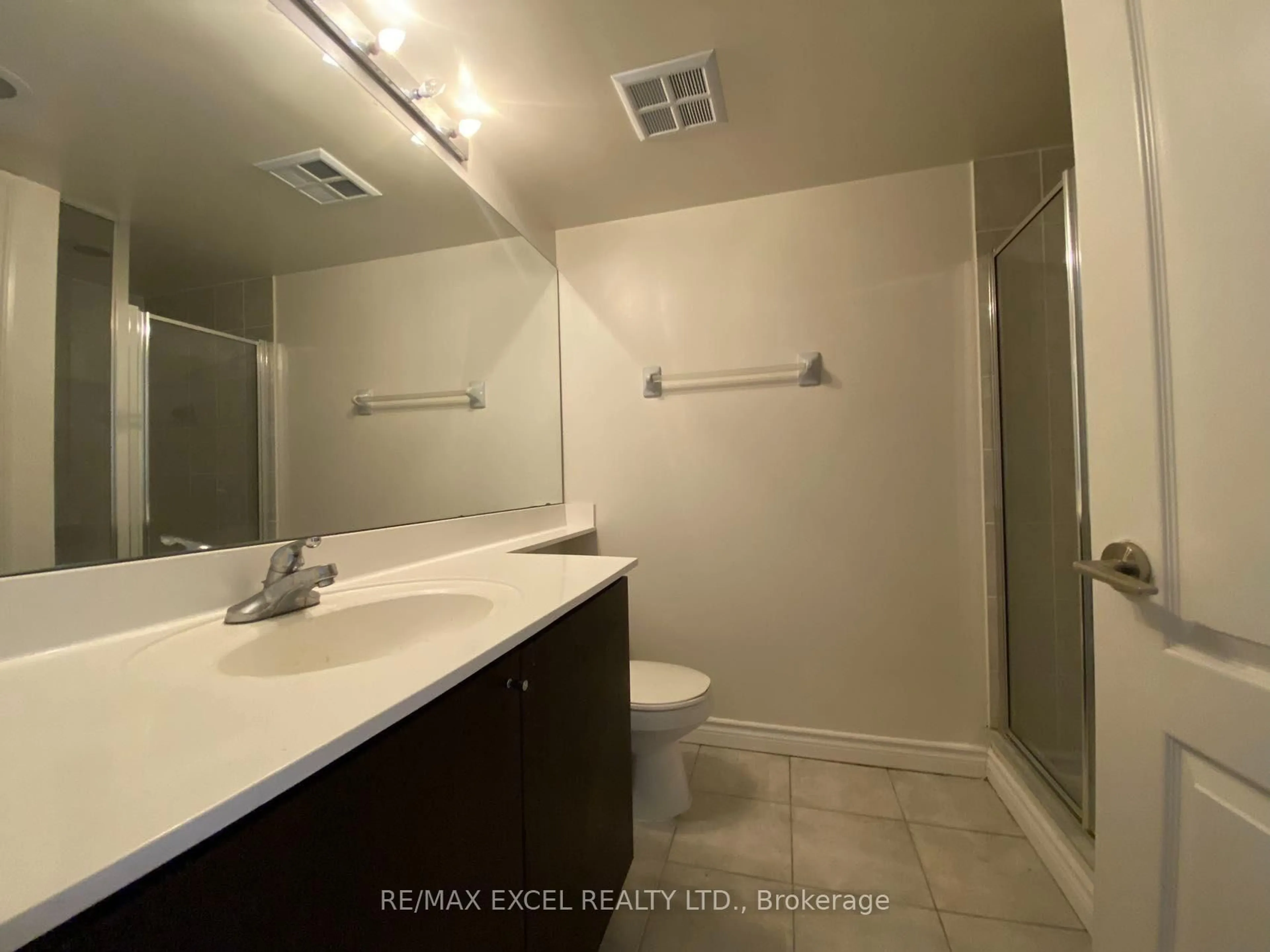 A pic of a room for 70 Town Centre Crt, Toronto Ontario M1P 0B2
