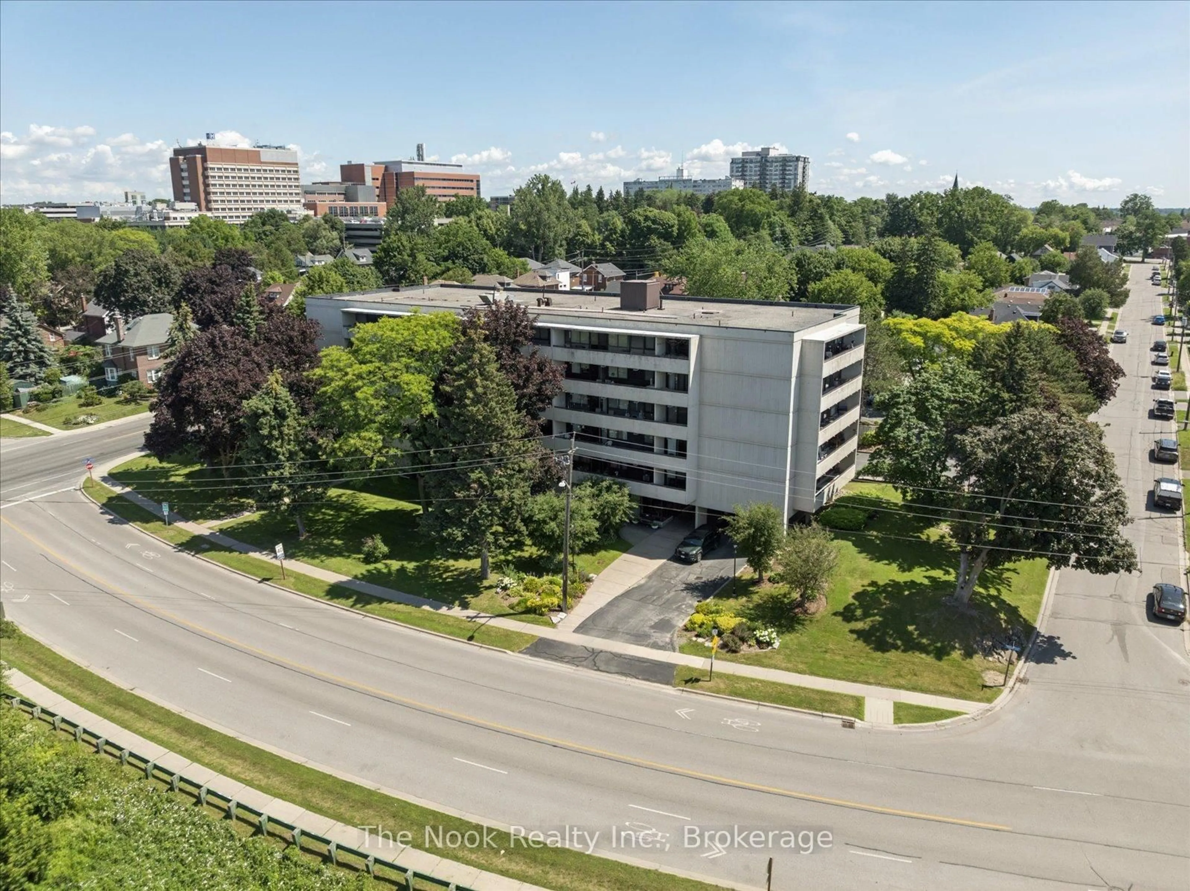 A pic from outside/outdoor area/front of a property/back of a property/a pic from drone, city buildings view from balcony for 120 Elgin St, Oshawa Ontario L1G 1S7