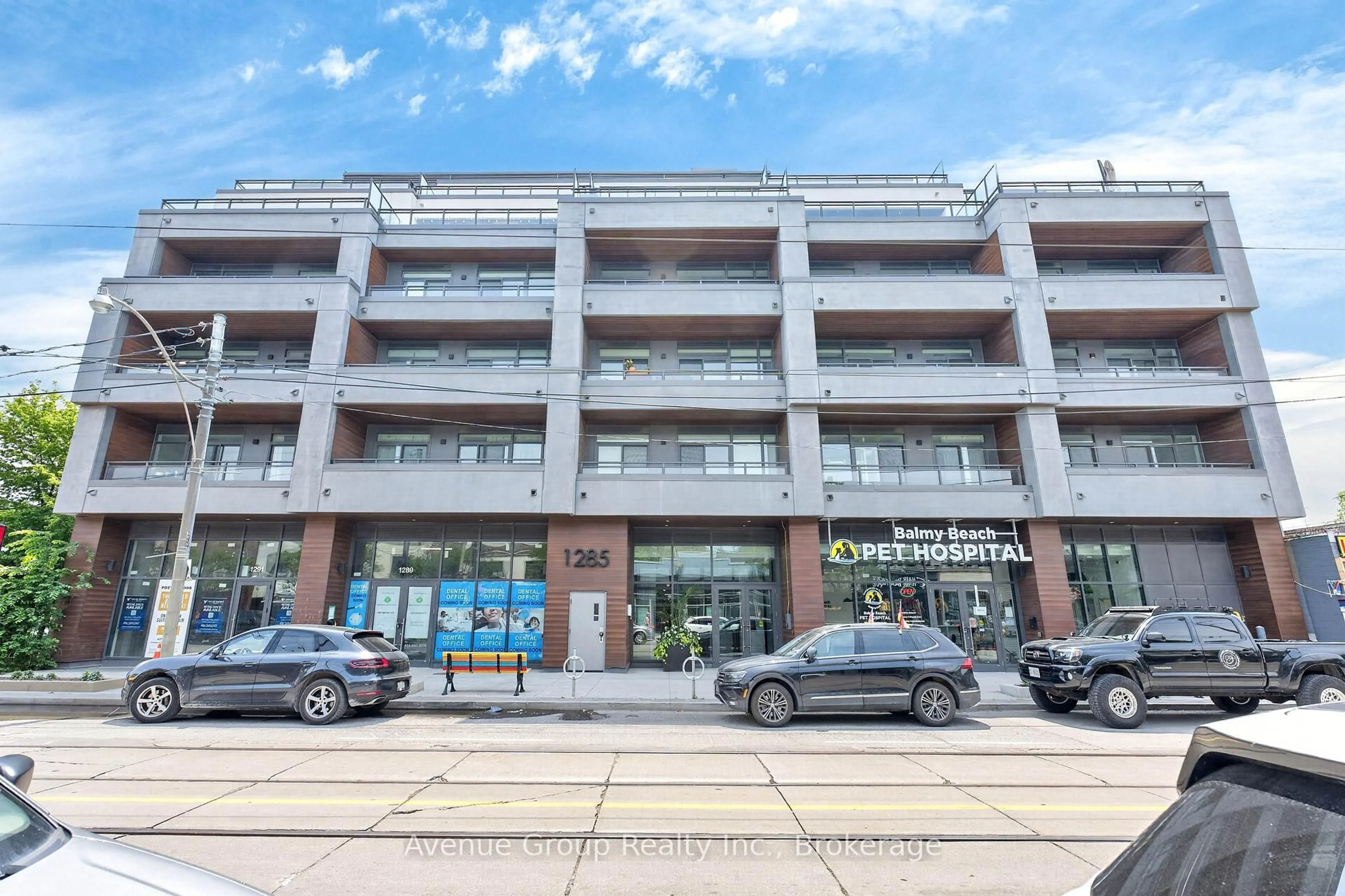 Unknown for 1285 Queen St #PH610, Toronto Ontario M4L 1C2