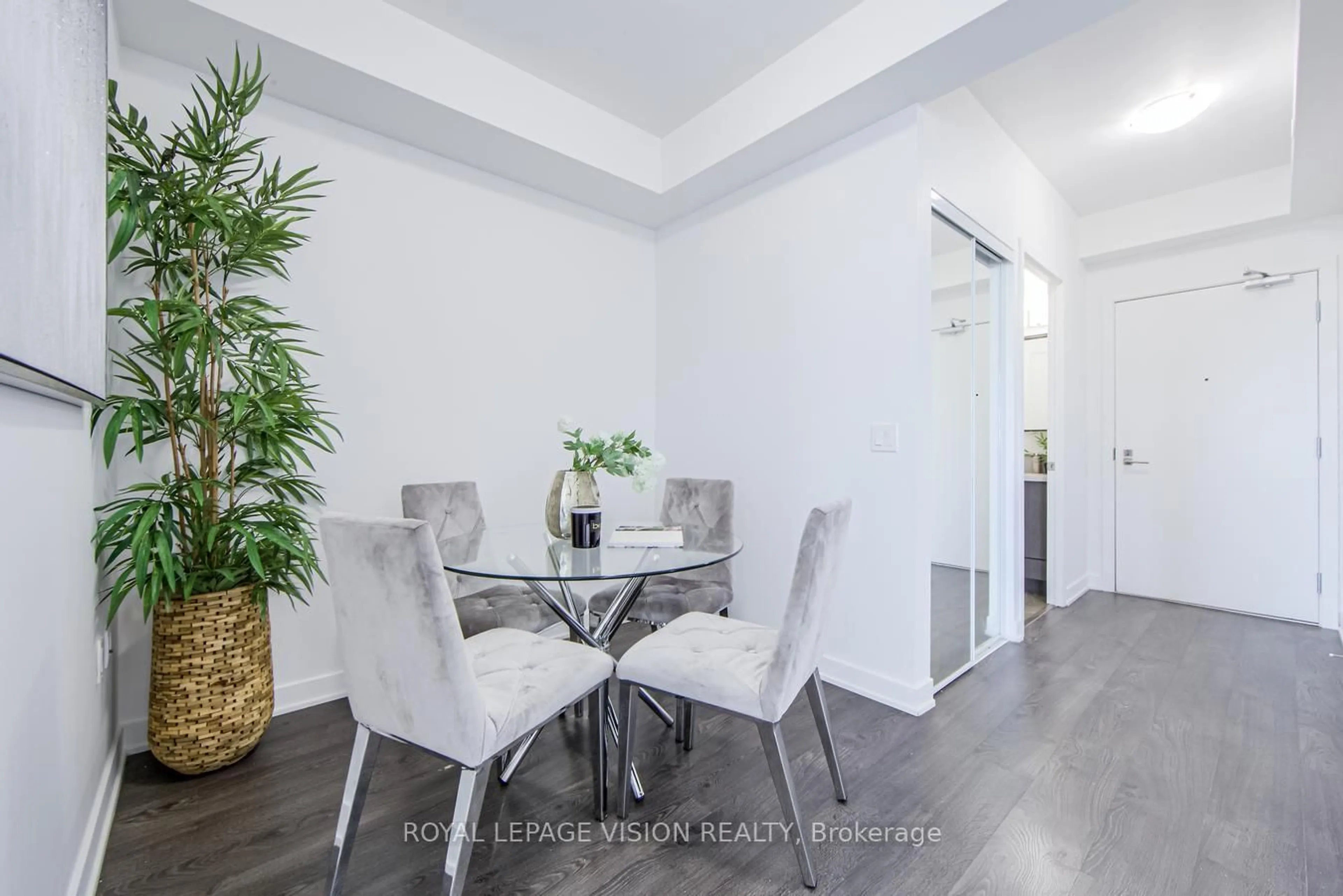 Dining room, unknown for 895 Kennedy Rd #205, Toronto Ontario M1K 2E9