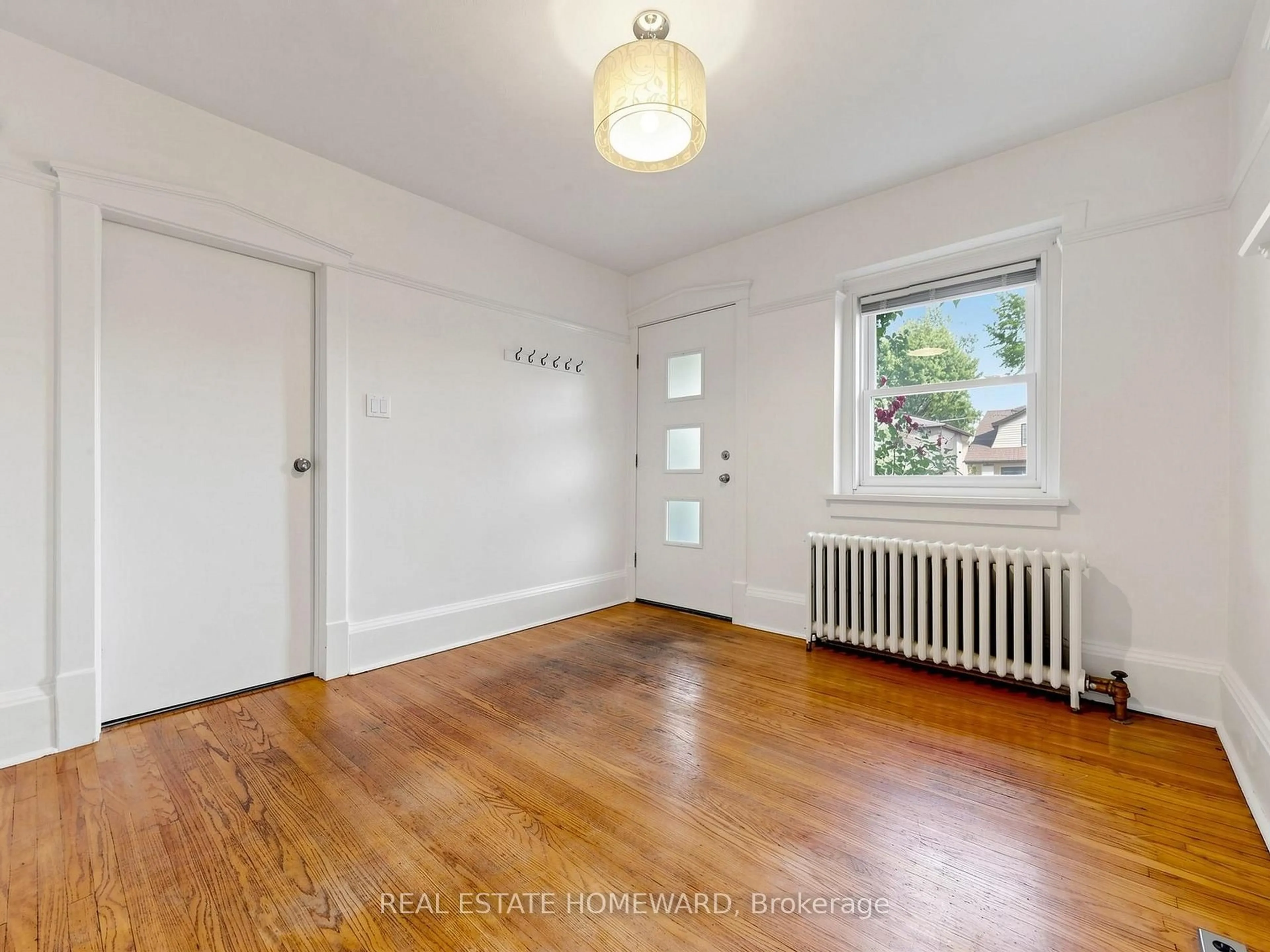 A pic of a room for 14 Beachdale Ave, Toronto Ontario M1N 1V8
