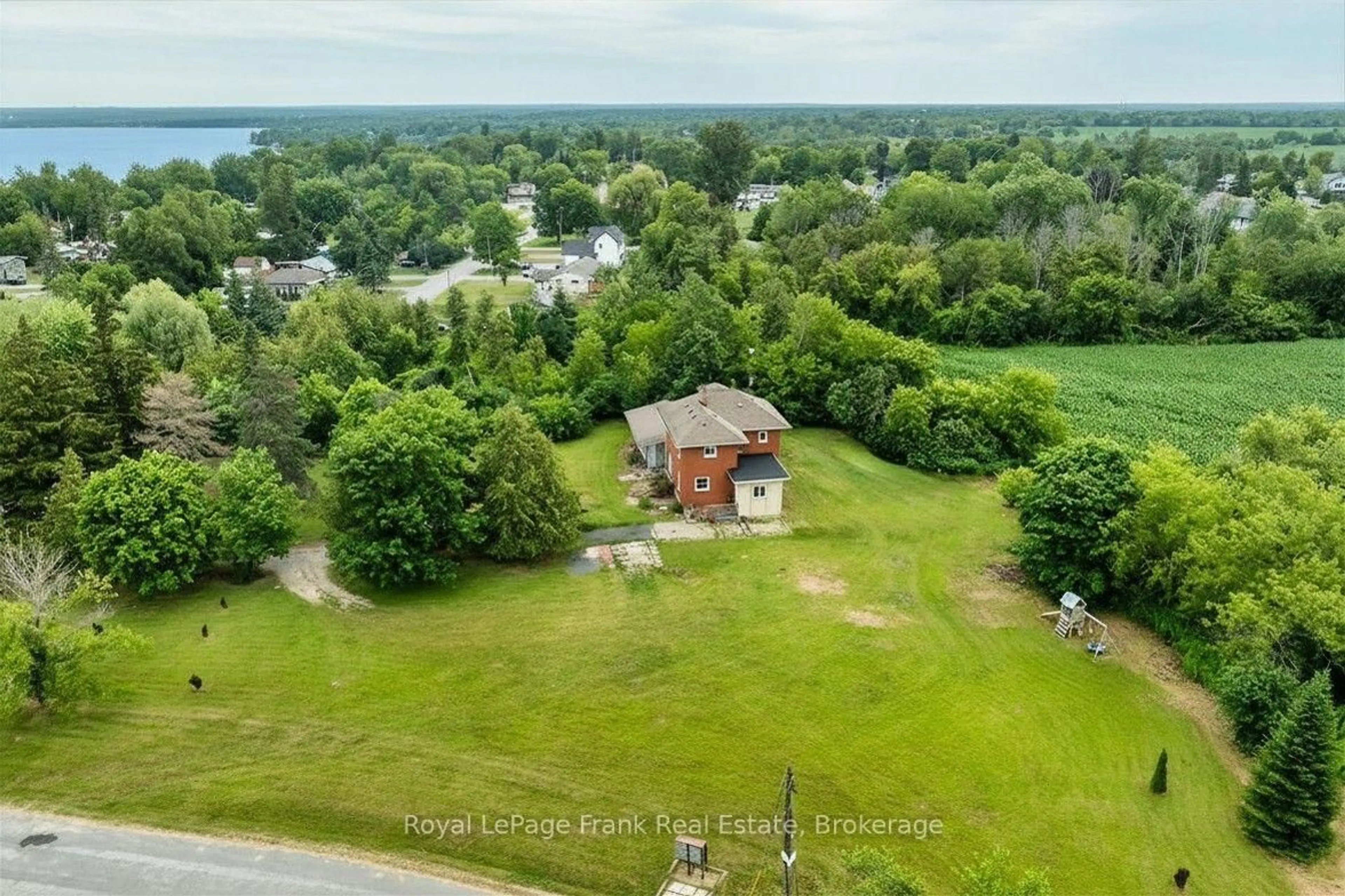 A pic from outside/outdoor area/front of a property/back of a property/a pic from drone, water/lake/river/ocean view for 3 Summit Dr, Scugog Ontario L0B 1E0