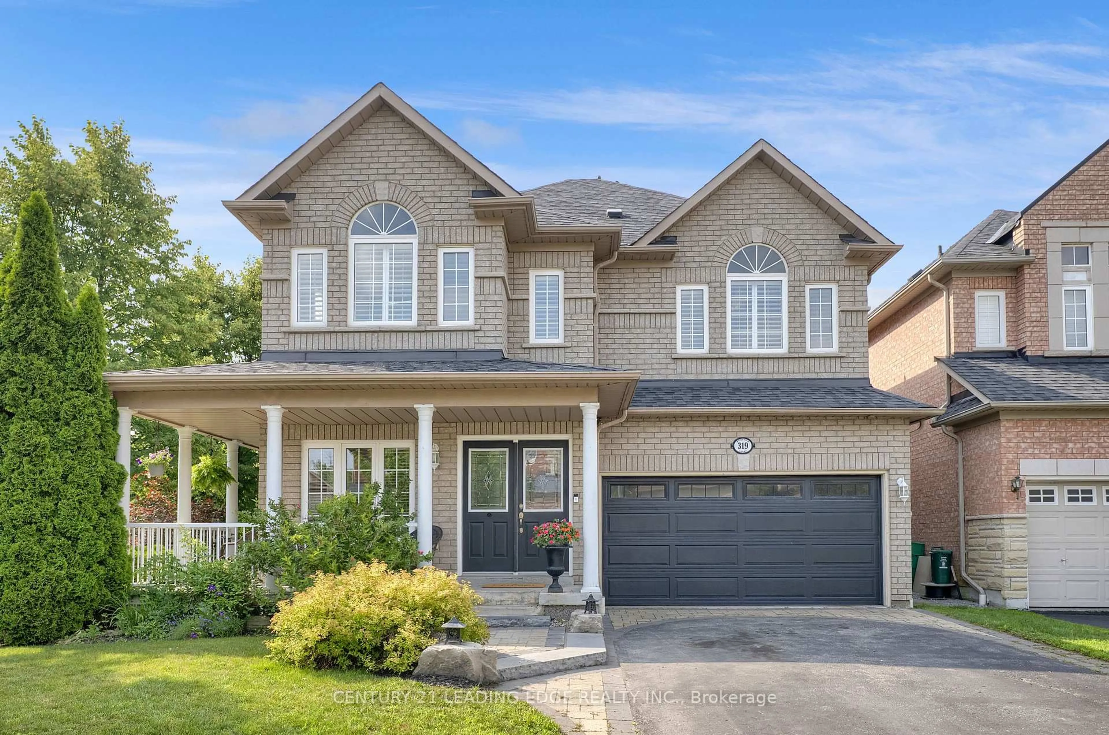 Home with brick exterior material, street for 319 Mapleview Crt, Pickering Ontario L1X 2X3