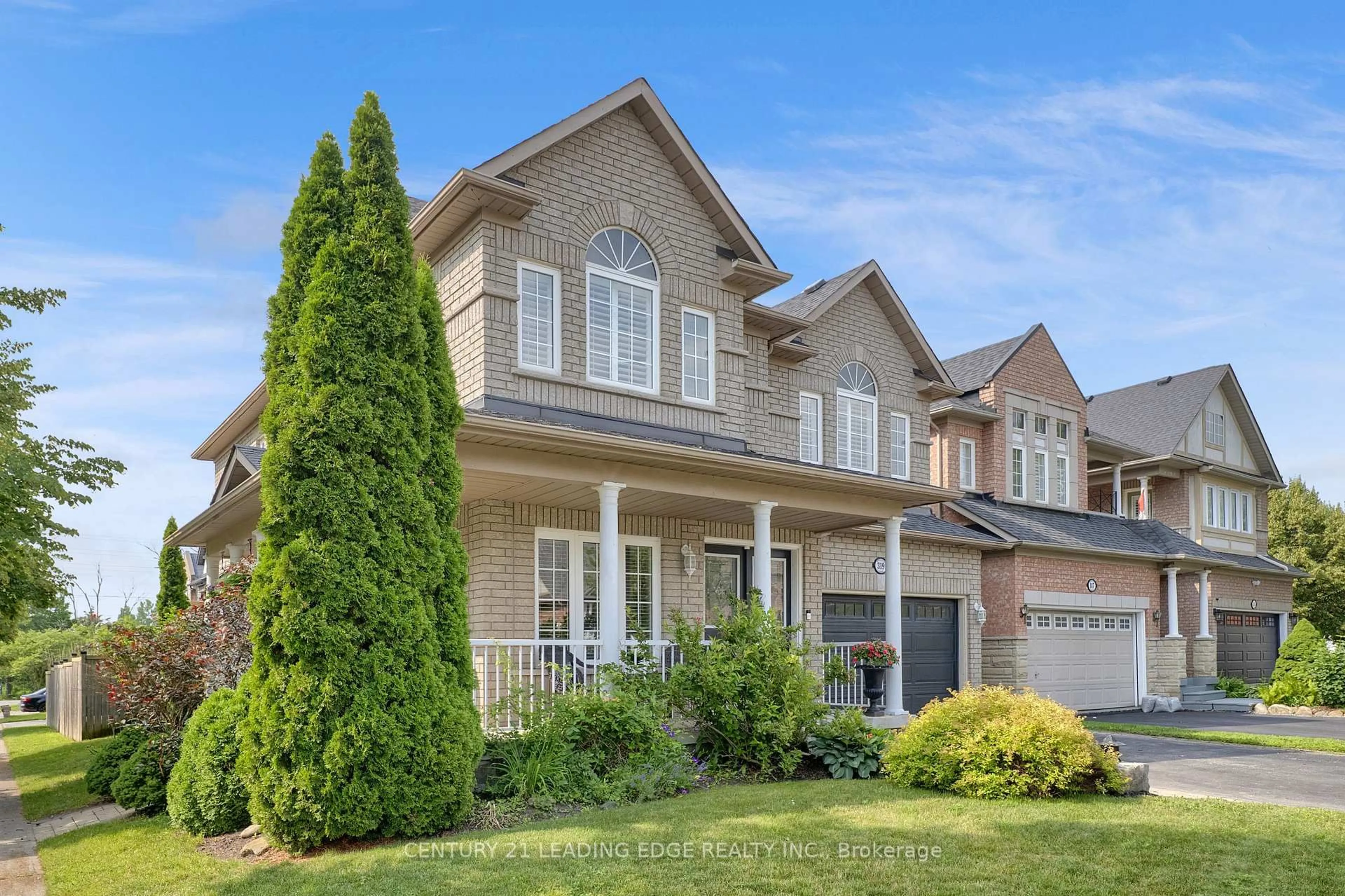 Home with brick exterior material, street for 319 Mapleview Crt, Pickering Ontario L1X 2X3