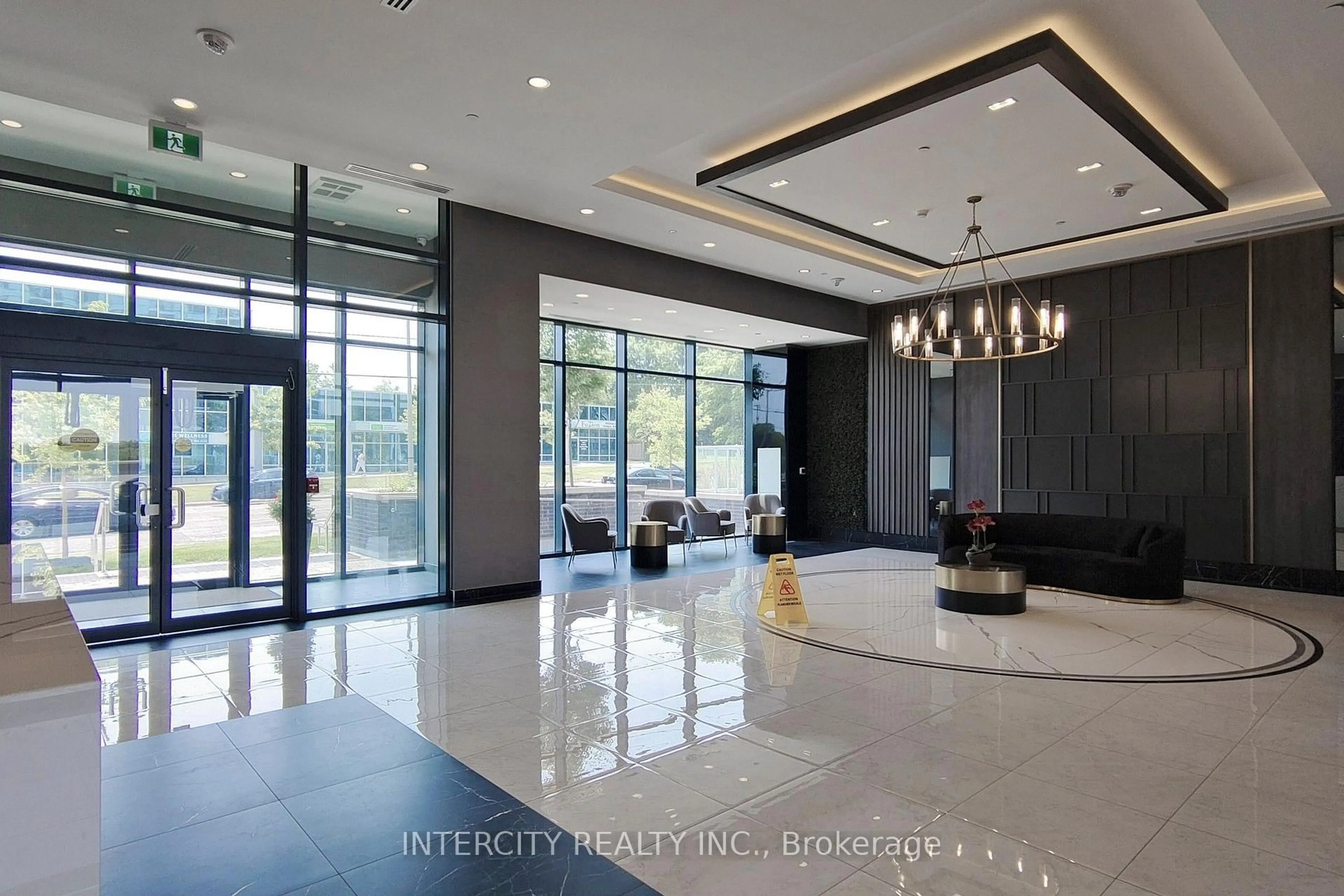 Indoor foyer for 3220 Sheppard Ave #1509, Toronto Ontario M1T 0B7