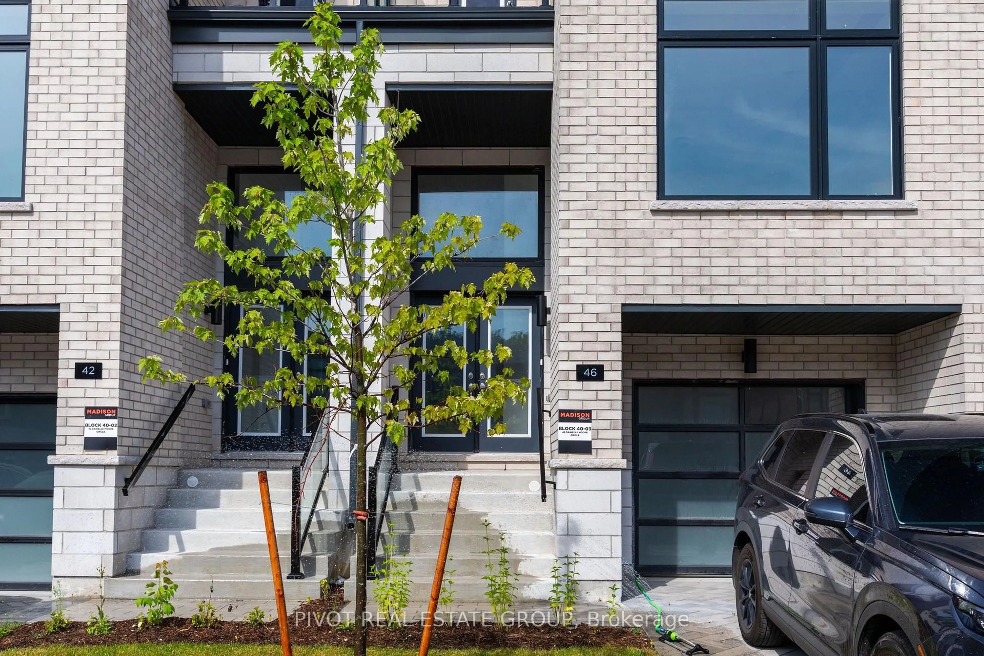 Home with brick exterior material, street for 46 Danielle Moore Circ, Toronto Ontario M1P 0G9