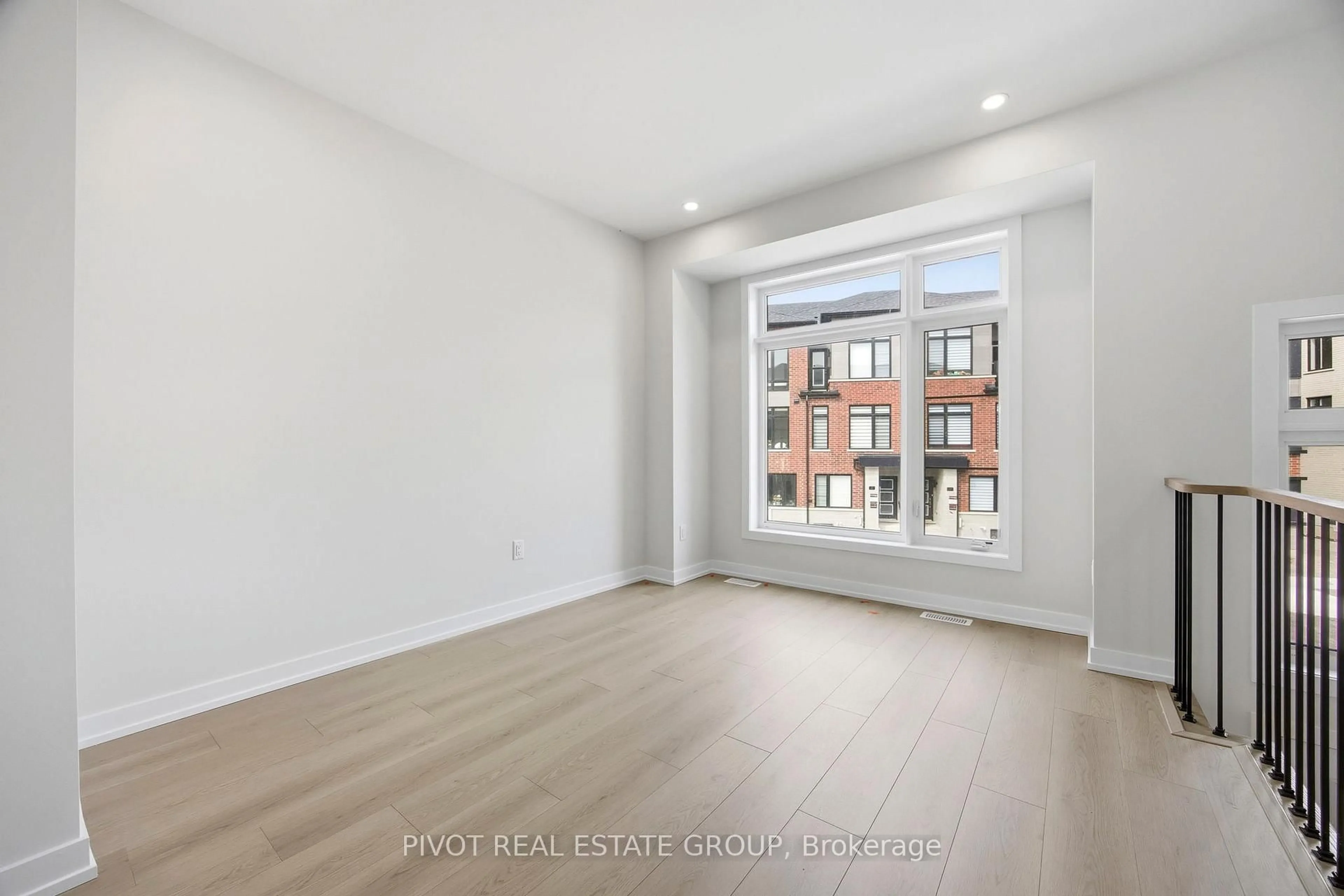 A pic of a room for 44 Observatory Way, Whitby Ontario L1M 0M7