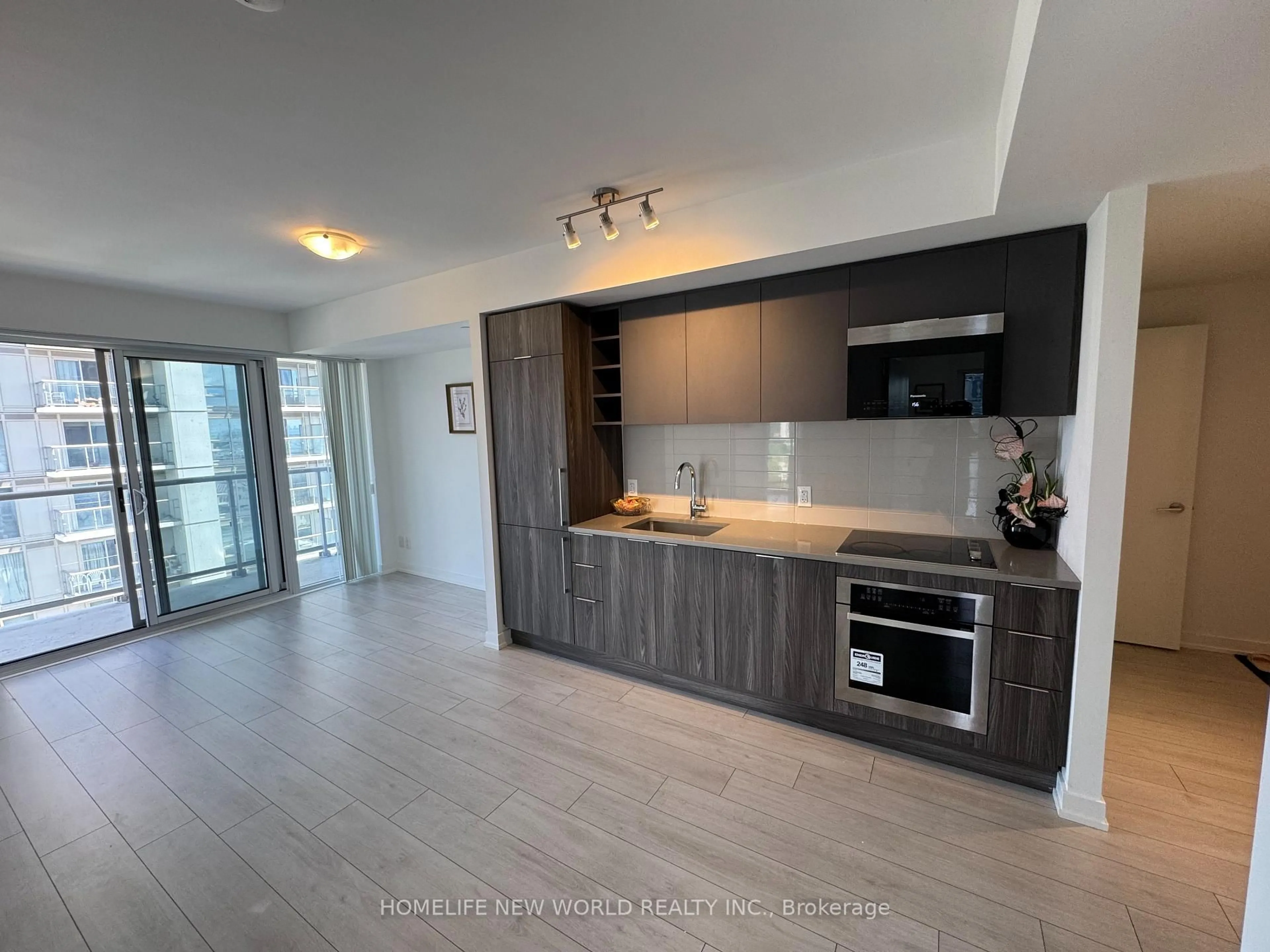Open concept kitchen, unknown for 2031 Kennedy Rd #1622, Toronto Ontario M1T 0B9