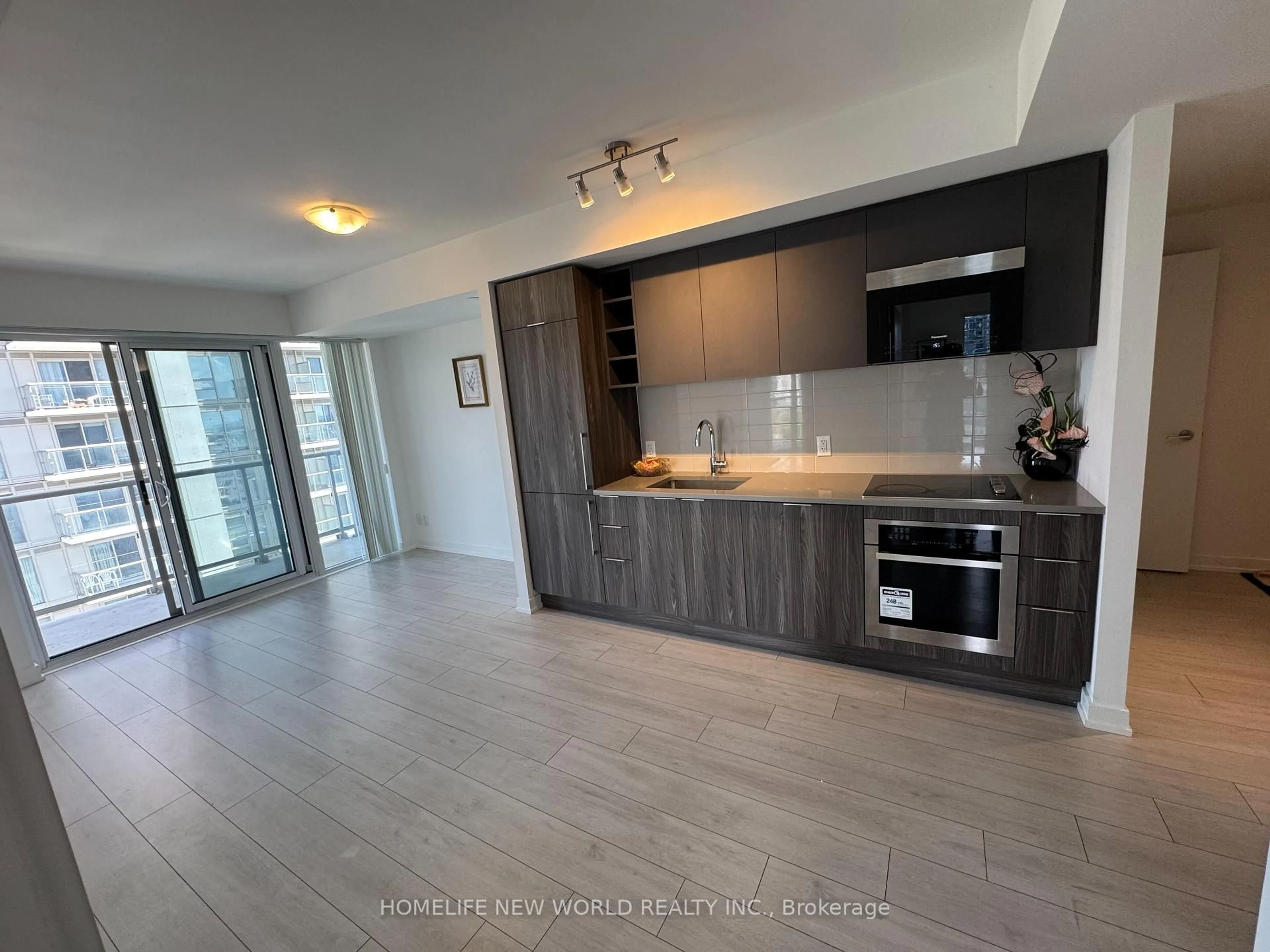 Open concept kitchen, unknown for 2031 Kennedy Rd #1622, Toronto Ontario M1T 0B9