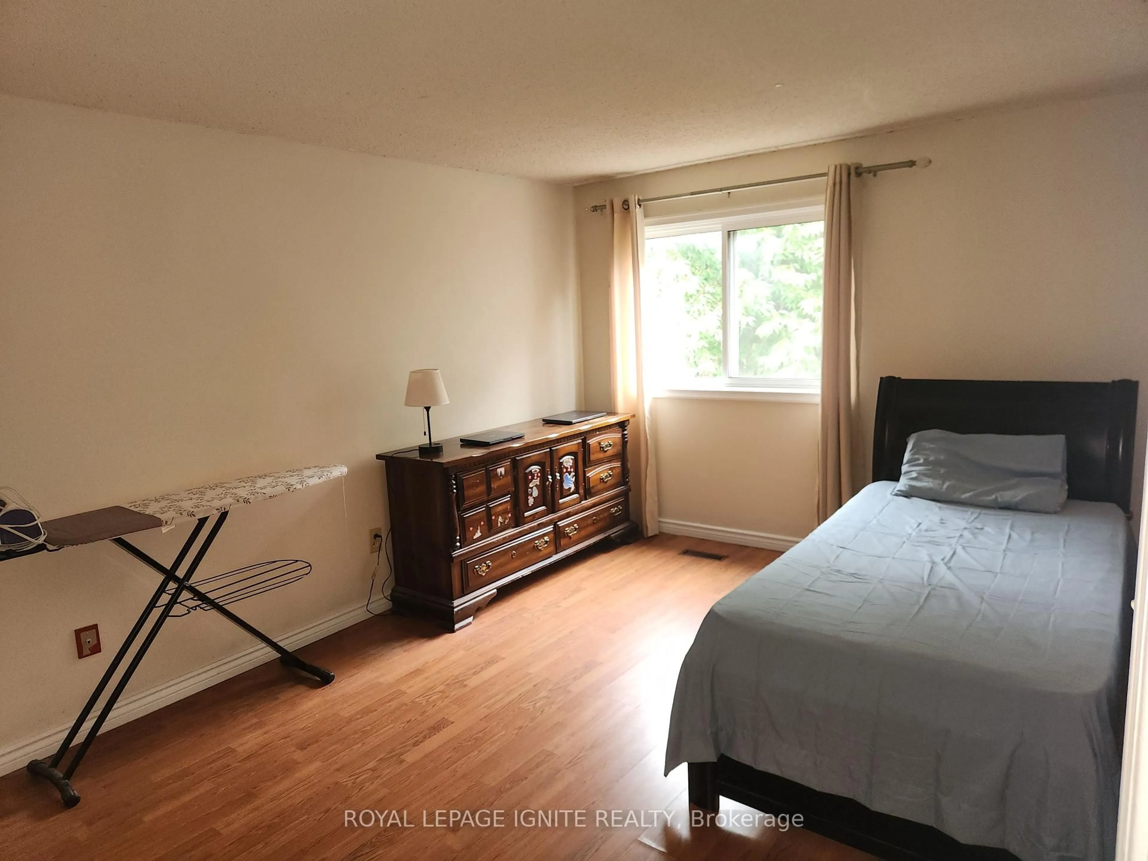 A pic of a room for 33 Lysander Crt, Toronto Ontario M1V 3R2