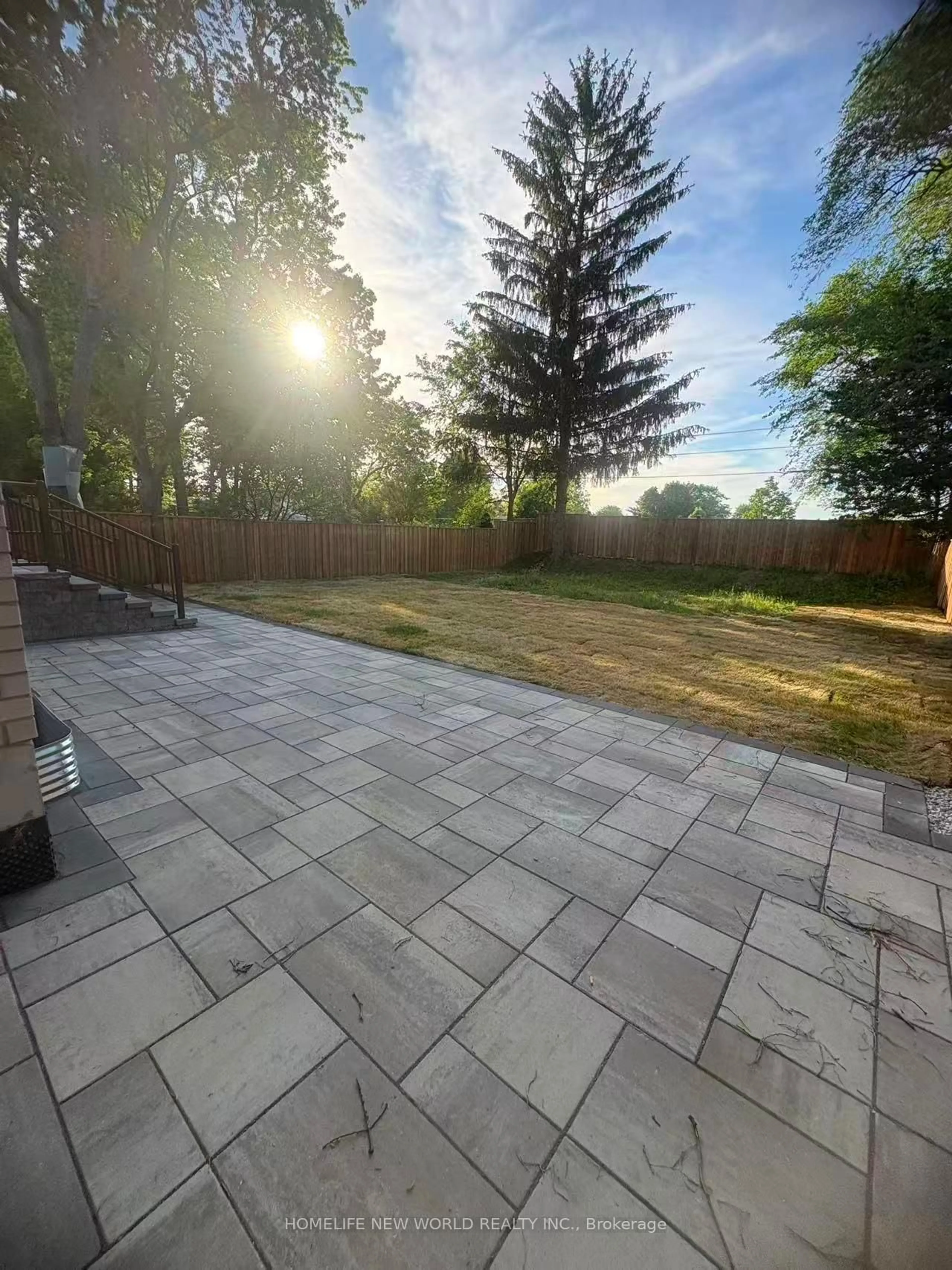 Patio, street for 22 Todd Rd, Toronto Ontario M1S 2J9
