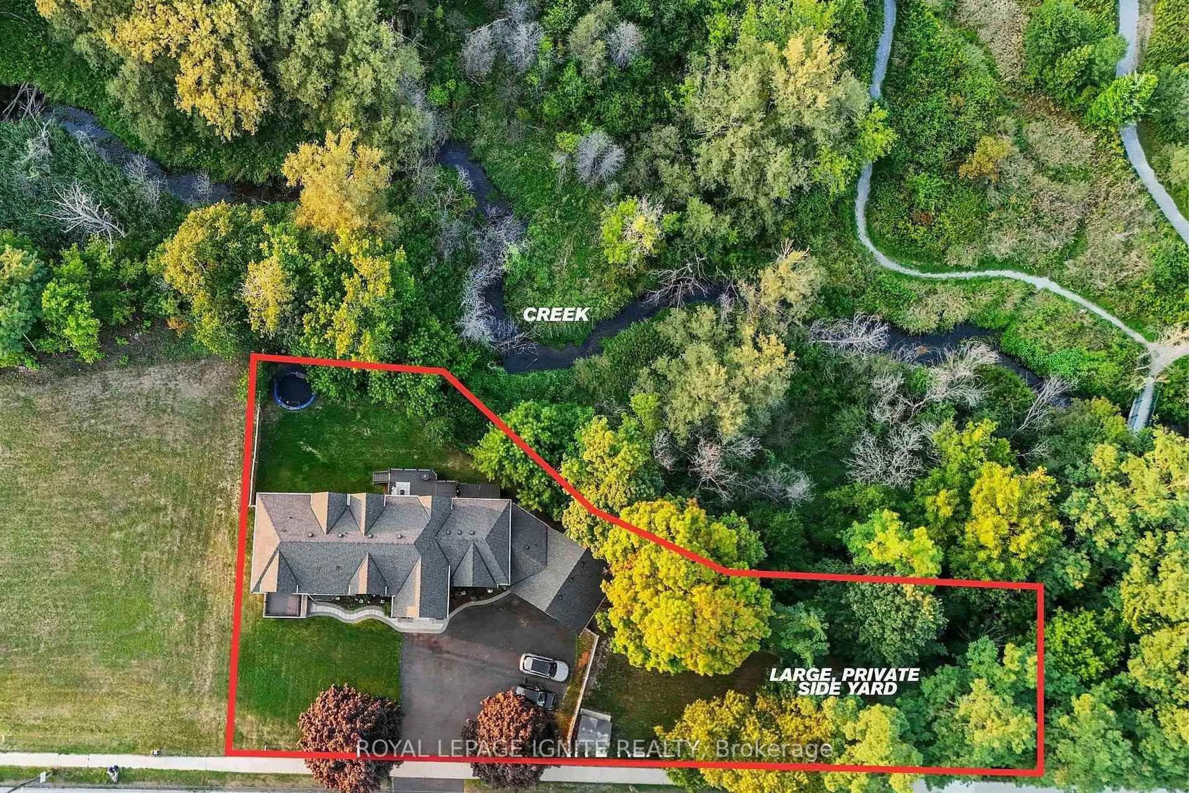 A pic from outside/outdoor area/front of a property/back of a property/a pic from drone, unknown for 1690 Highway 2 Rd, Clarington Ontario L1E 3R6