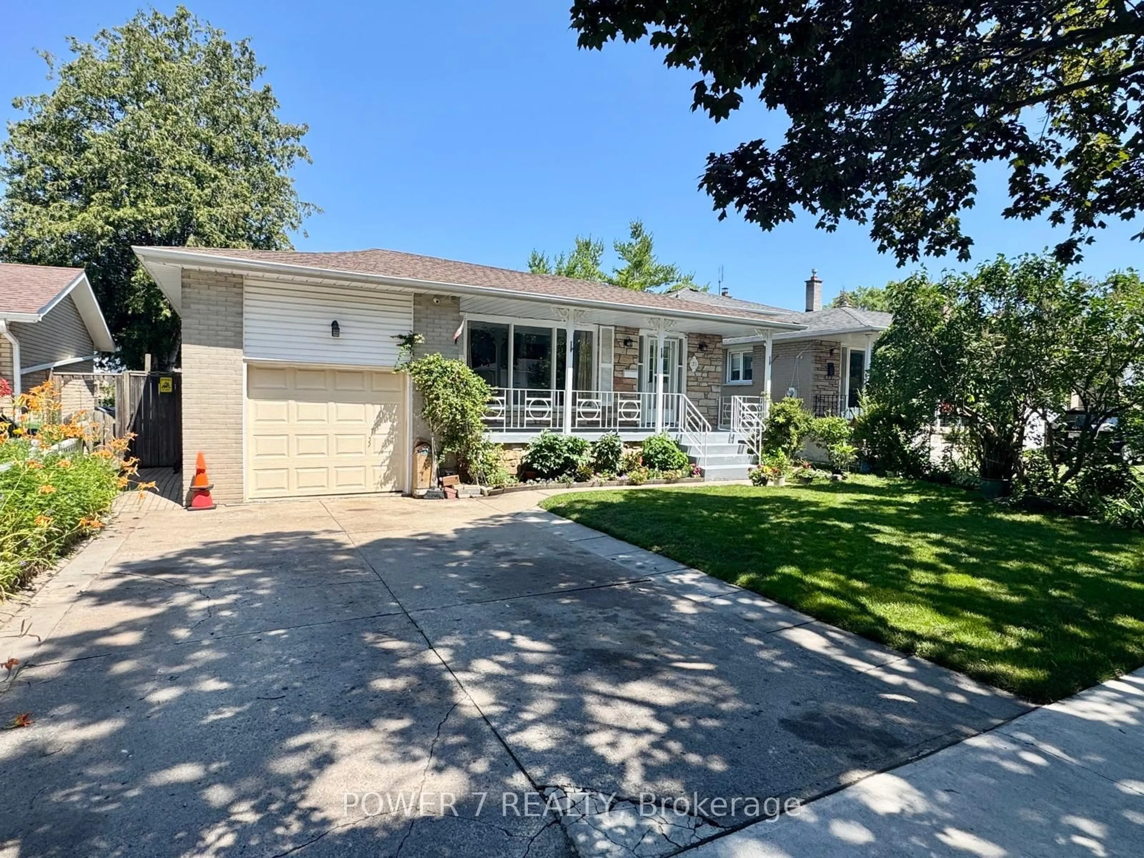 Home with vinyl exterior material, street for 23 Donnacona Cres, Toronto Ontario M1E 3P8