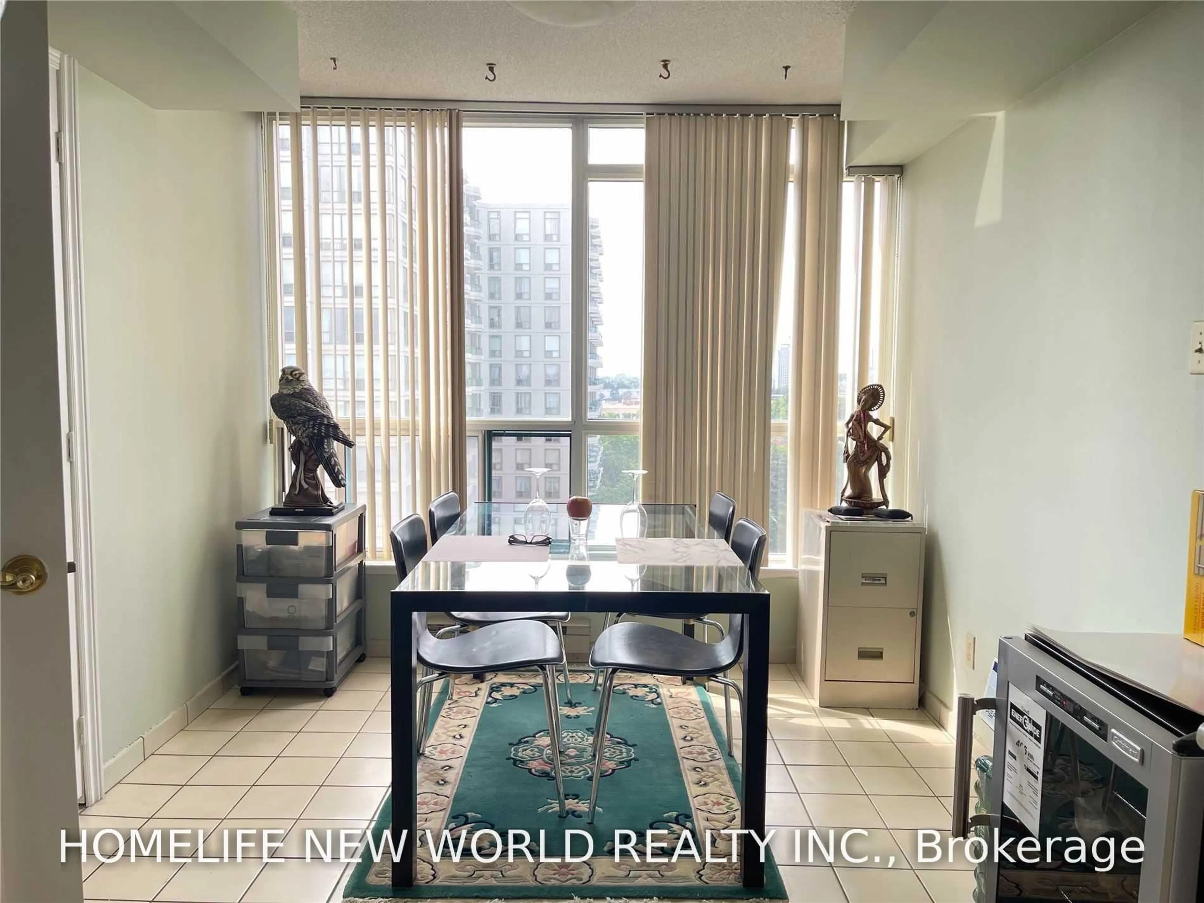 Living room with furniture, unknown for 4725 Sheppard Ave ##904, Toronto Ontario M1S 5B2