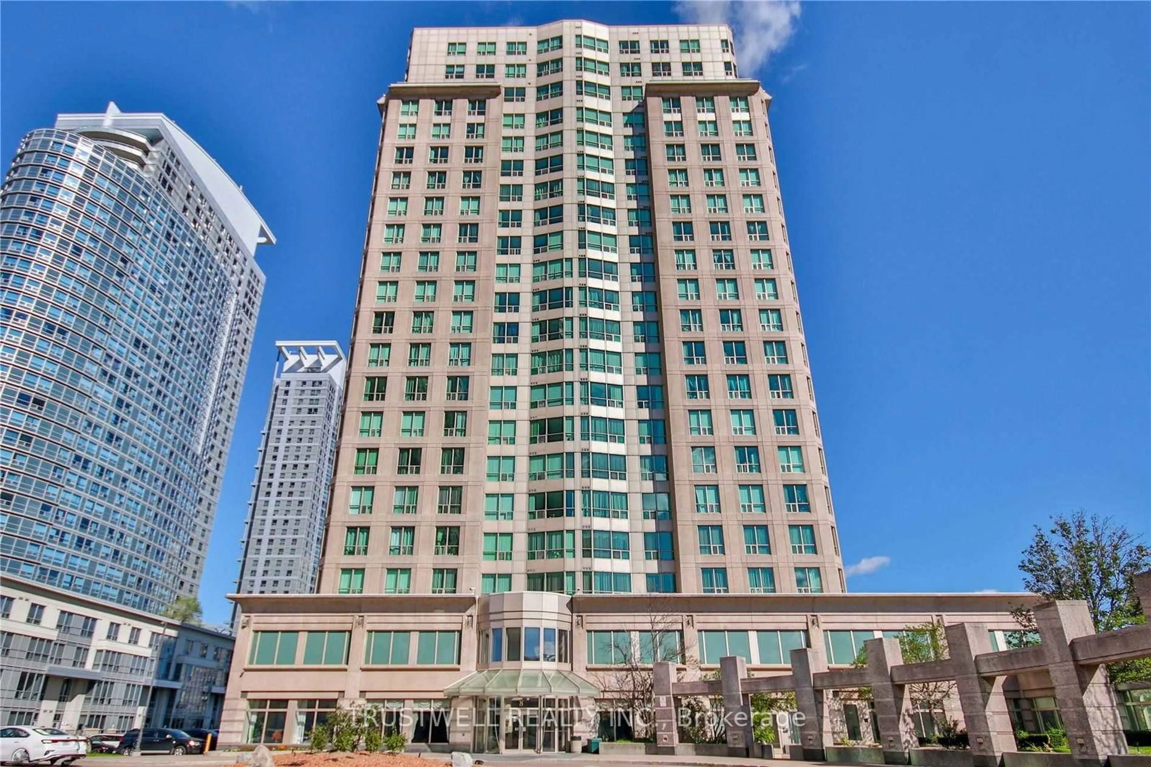 Indoor foyer for 8 Lee Centre Dr #1509, Toronto Ontario M1H 3H8