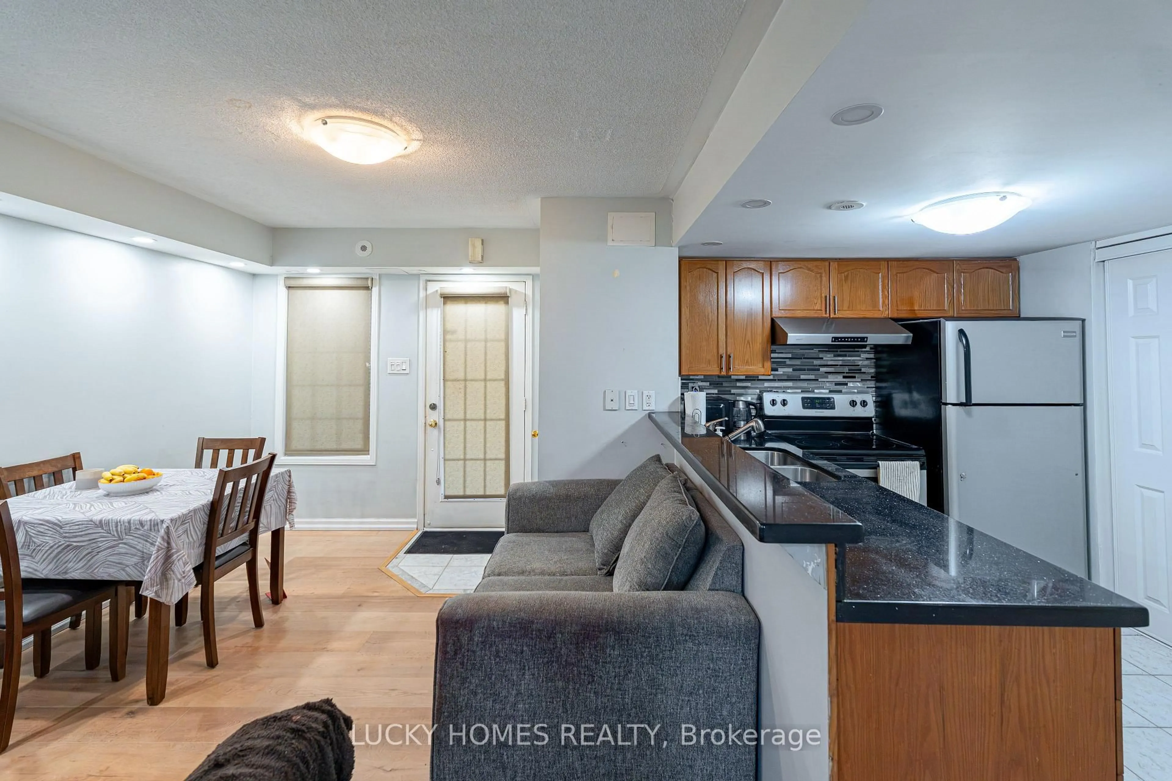 Unknown for 200 Mclevin Ave #96, Toronto Ontario M1B 6C6