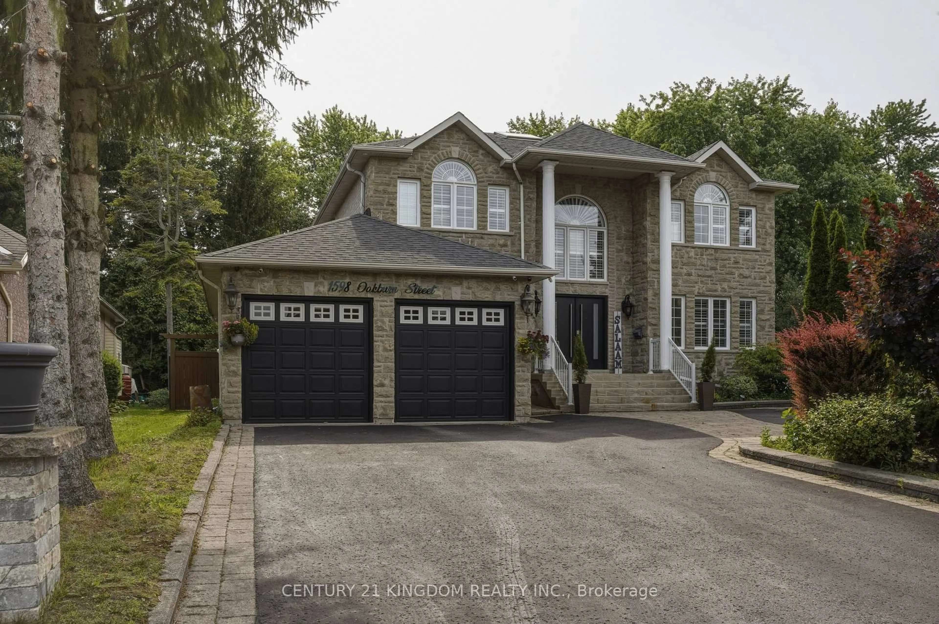 Home with brick exterior material, street for 1598 Oakburn St, Pickering Ontario L1V 6M9