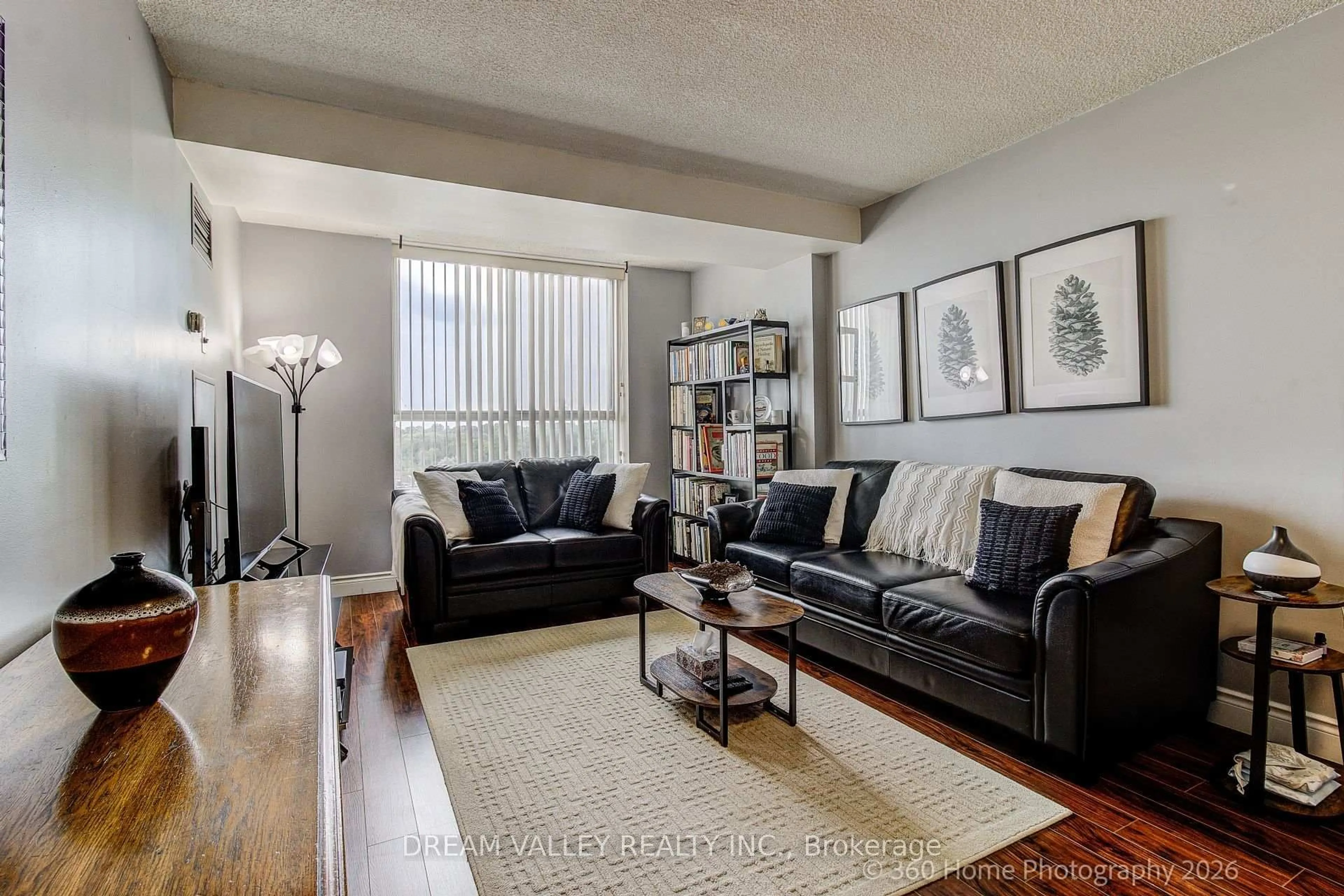 Living room with furniture, unknown for 330 Mccowan Rd #811, Toronto Ontario M1J 3N3