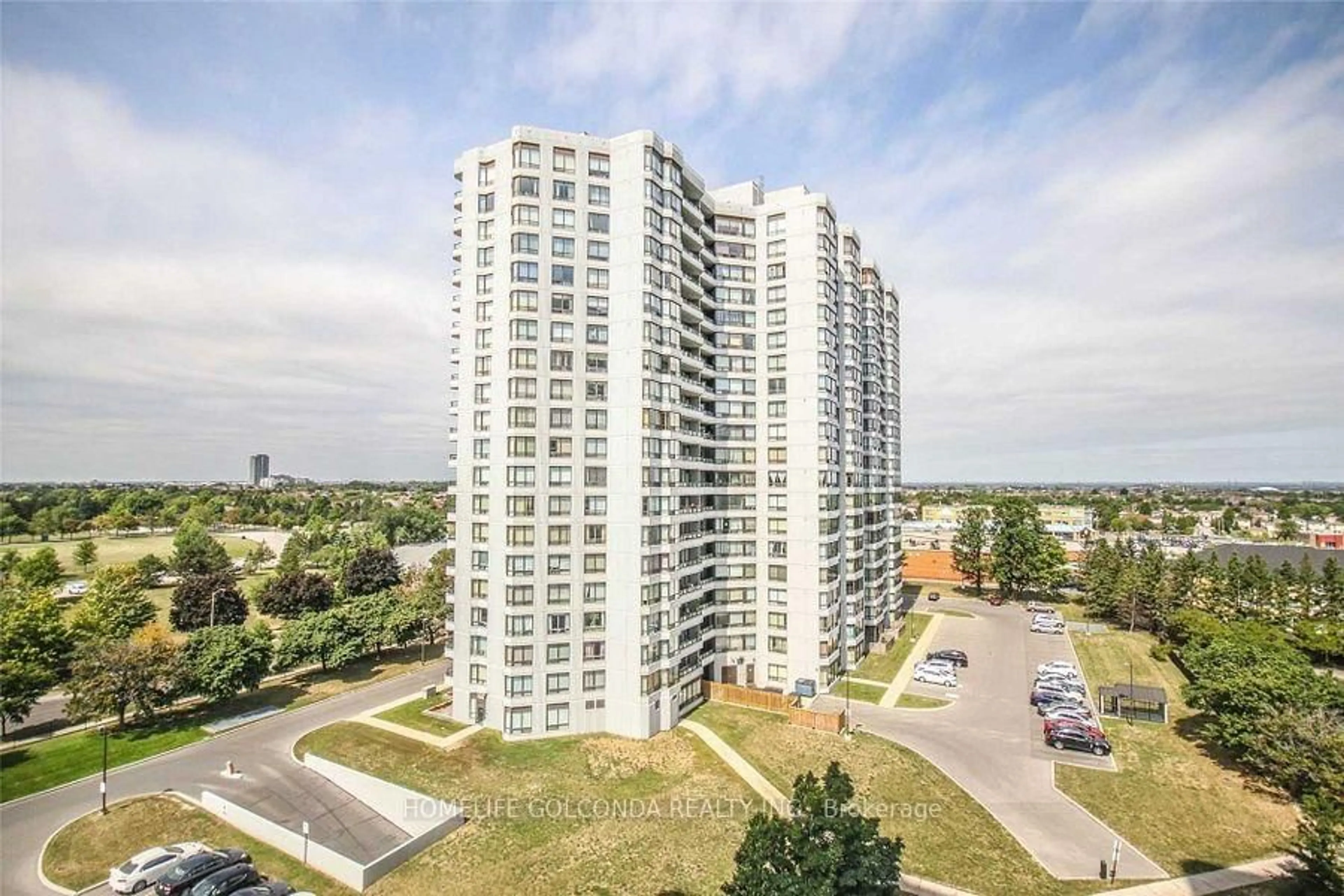 A pic from outside/outdoor area/front of a property/back of a property/a pic from drone, city buildings view from balcony for 330 Alton Towers Circ #912, Toronto Ontario M1V 5H3