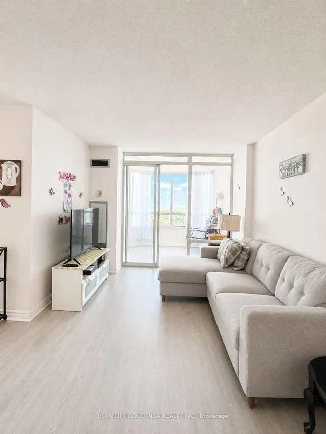 330 Alton Towers Circ #912, Toronto 3
